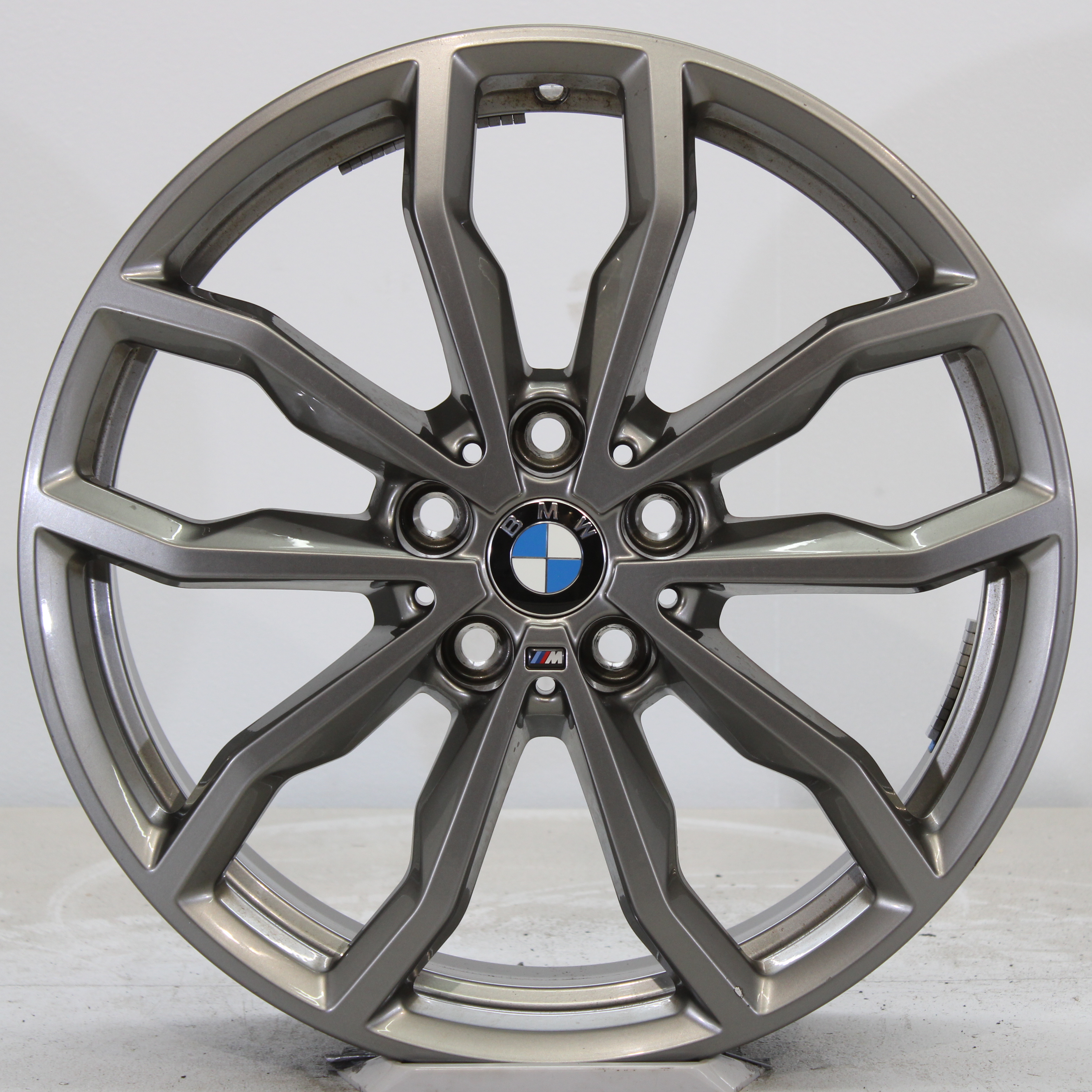 BMW 1er F40 2er F44 X1 F48 X2 F39 Alufelge 18 Zoll Styling M711 M-Y-Speiche
