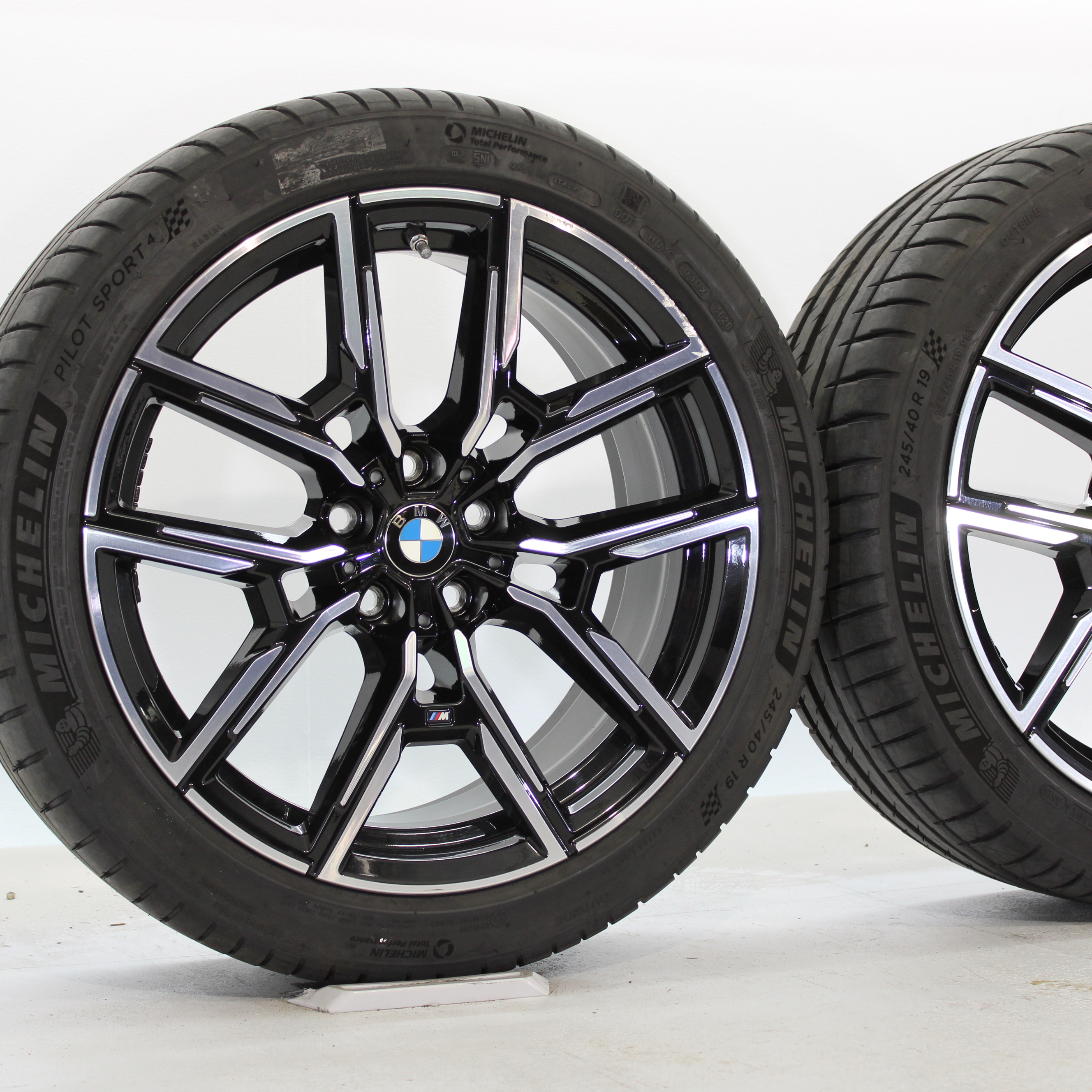 BMW 4er G26 i4 G26 Sommerräder 19 Zoll Styling M859 M-Y-Speiche