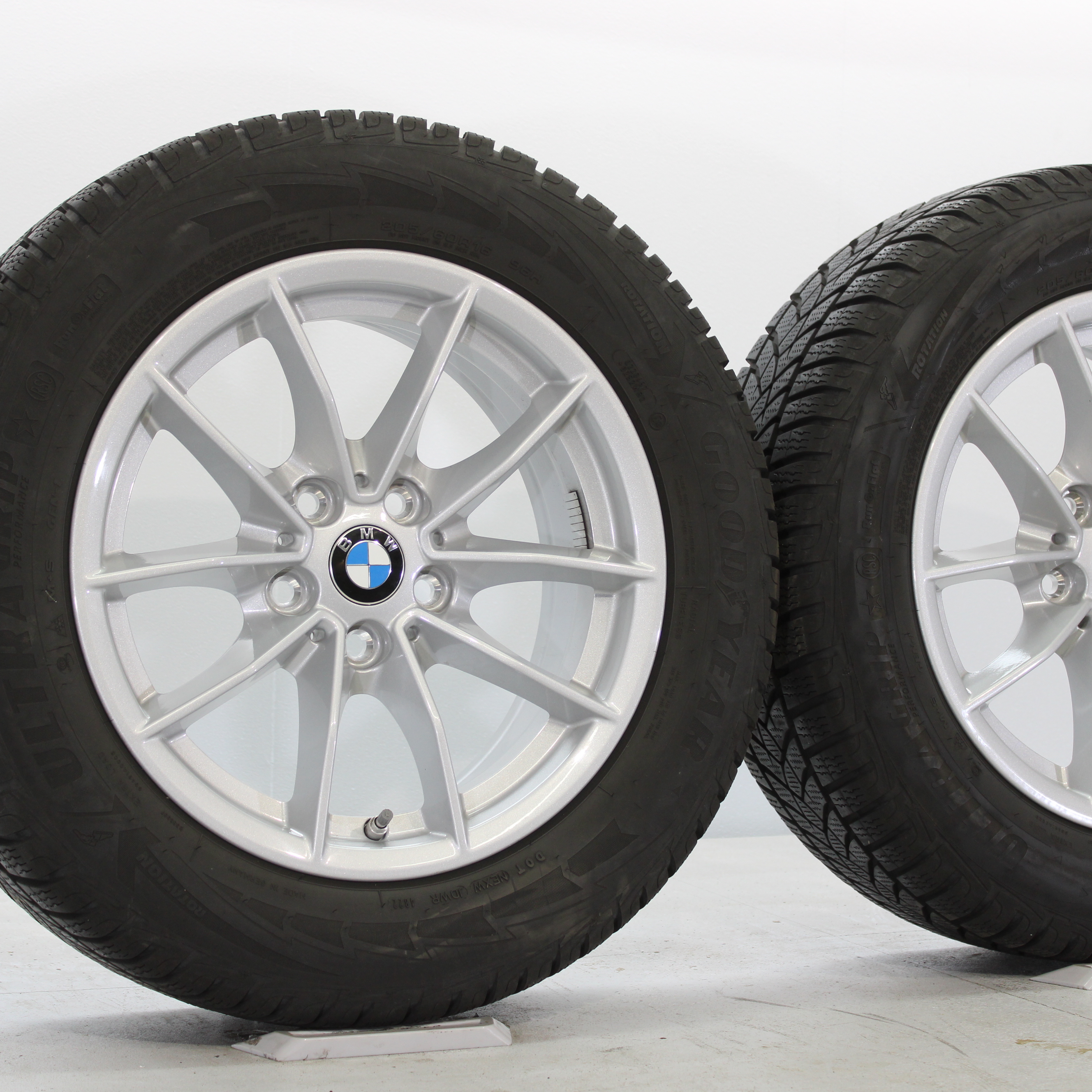 BMW 3er G20 G21 Winterräder 16 Zoll Styling 774 V-Speiche