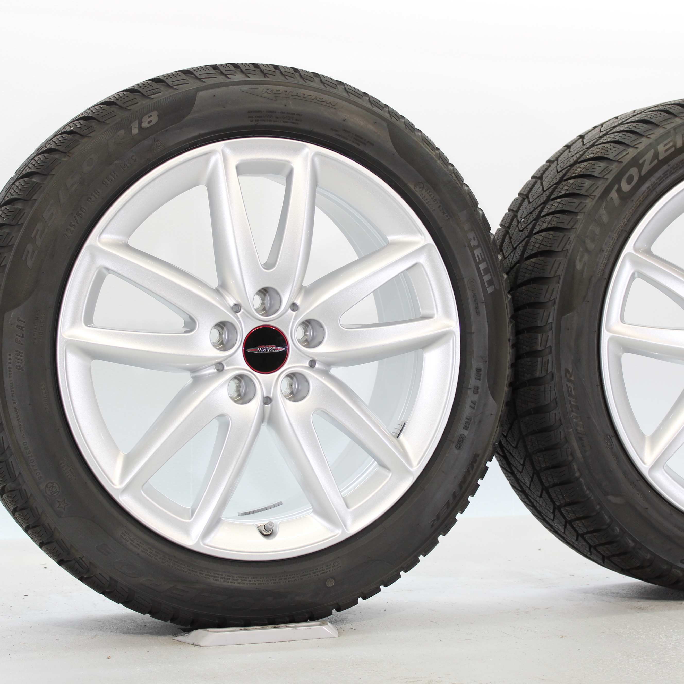 MINI Countryman F60 Winterräder 18 Zoll Styling 815 JCW Grip Spoke