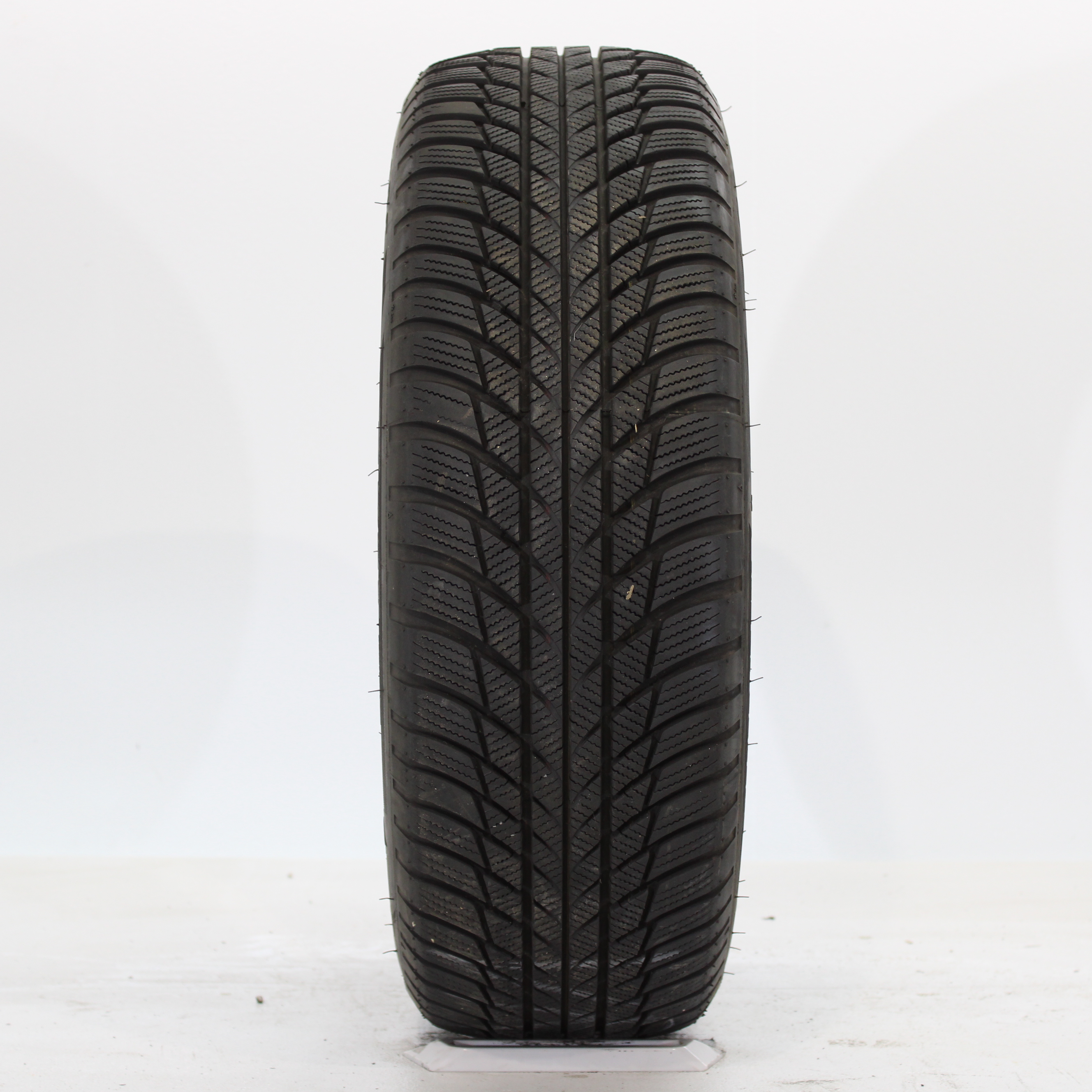 1x Winterreifen Bridgestone Blizzak LM001 205/60 R16 92H DOT2822 7mm