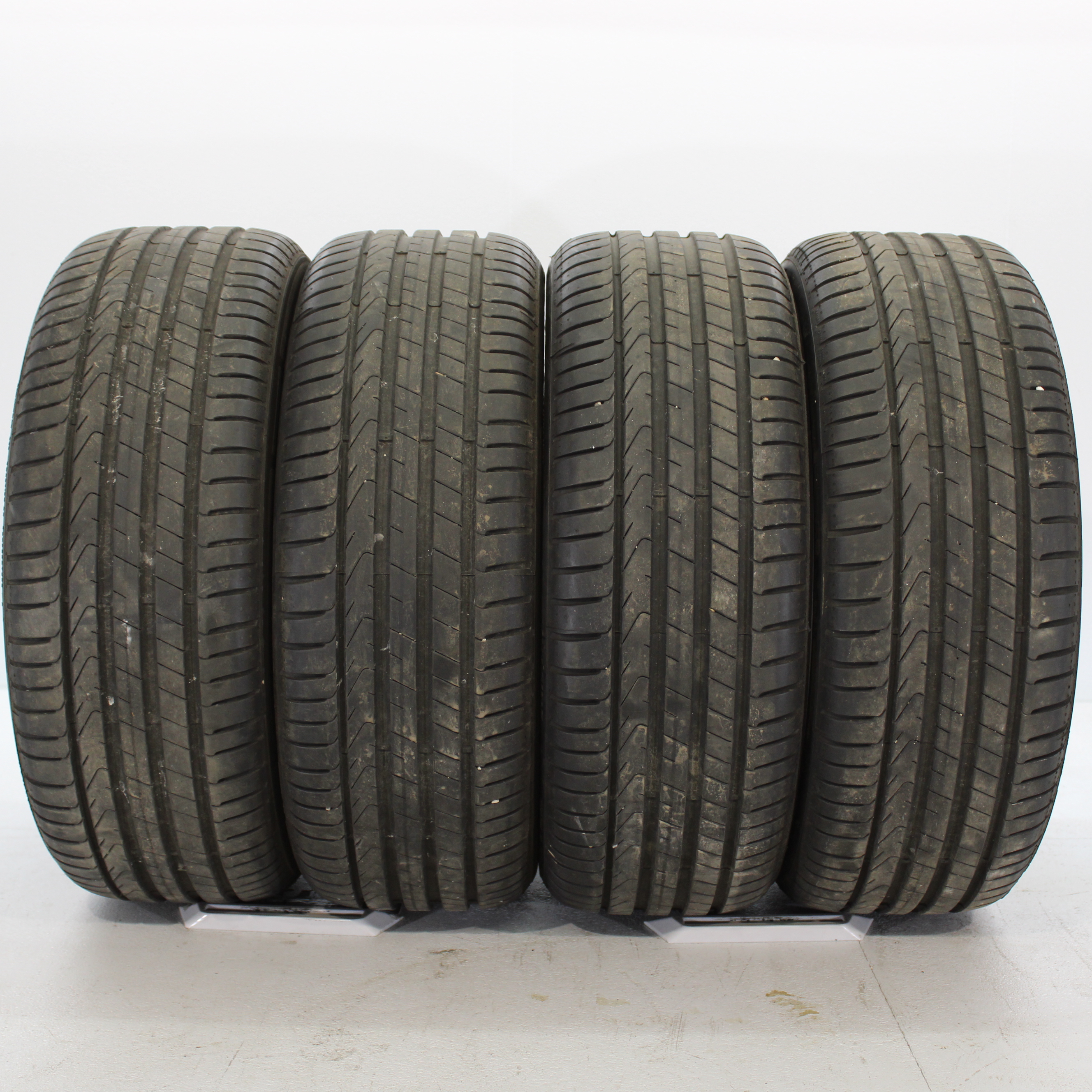 4x Sommerreifen Pirelli Cinturato P7 205/45 R17 88W DOT22 6-6,5mm