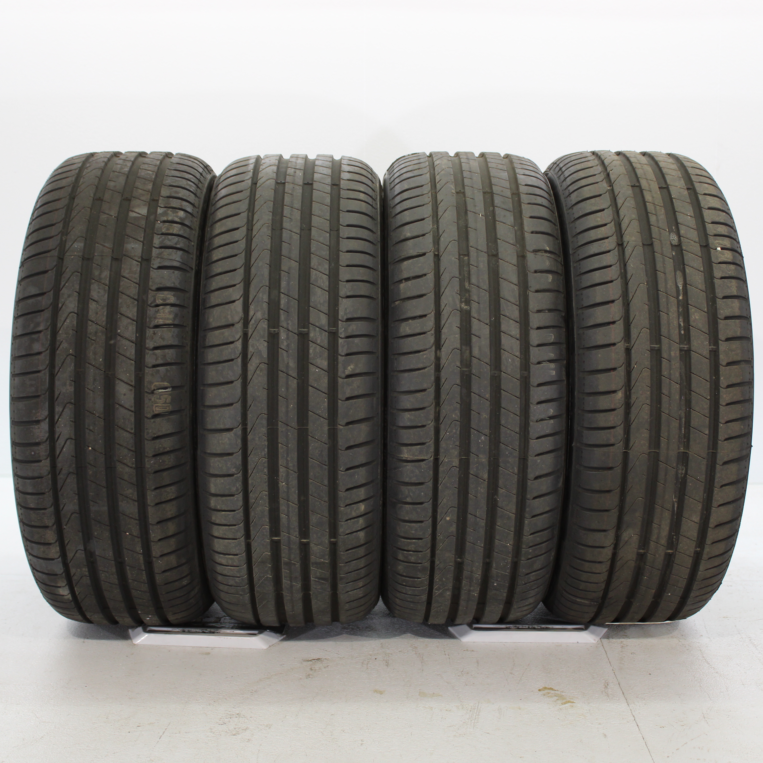4x Sommerreifen Pirelli Cinturato P7 205/45 R17 88W DOT22 DEMO