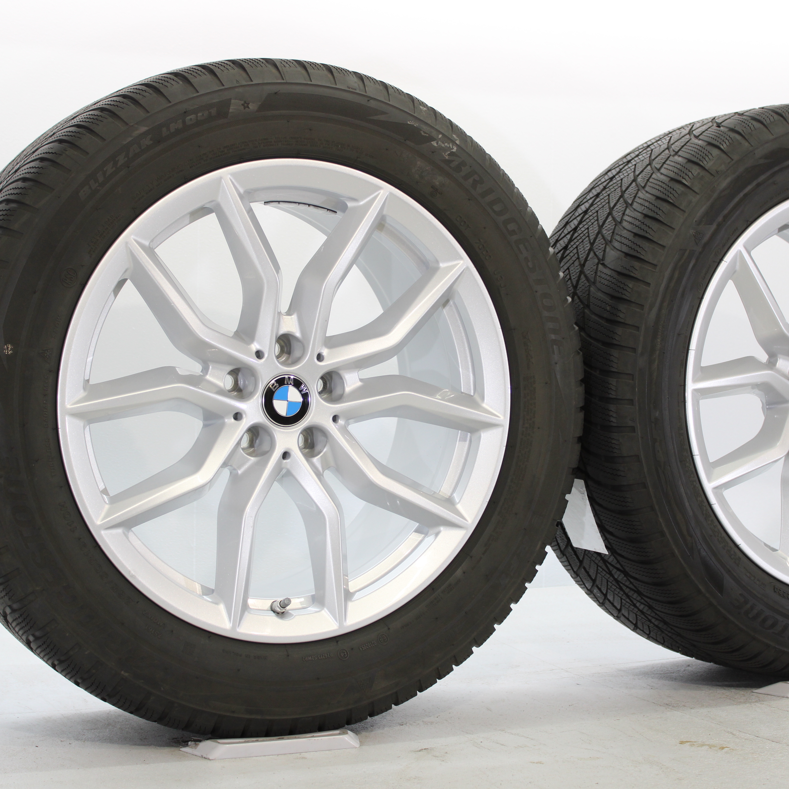 BMW X5 G05 X6 G06 Winterräder 19 Zoll Styling 734 V-Speiche