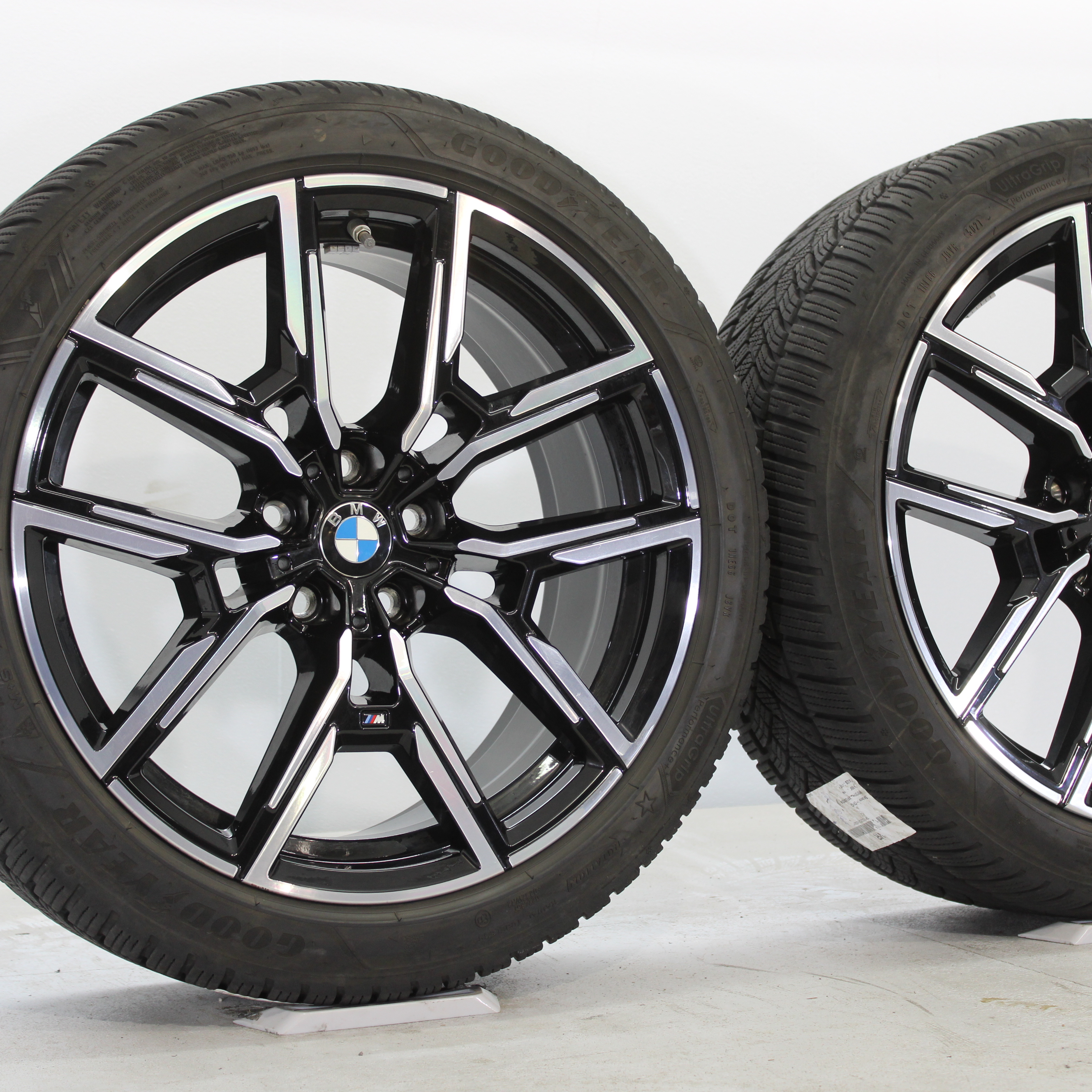 BMW 4er G26 i4 G26 Winterräder 19 Zoll Styling M859 M-Y-Speiche