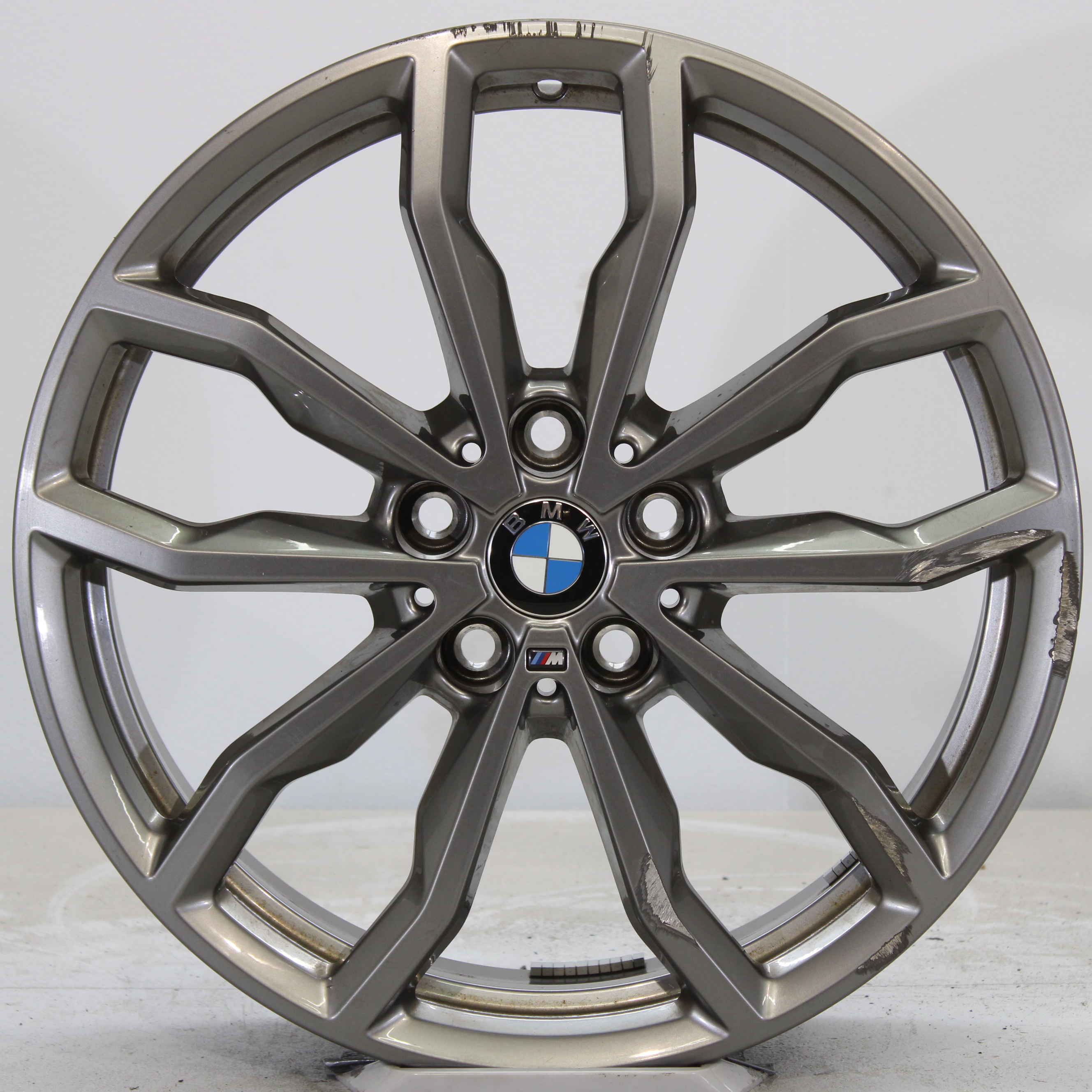 BMW 1er F40 2er F44 X1 F48 X2 F39 Alufelge 18 Zoll Styling M711 M-Y-Speiche