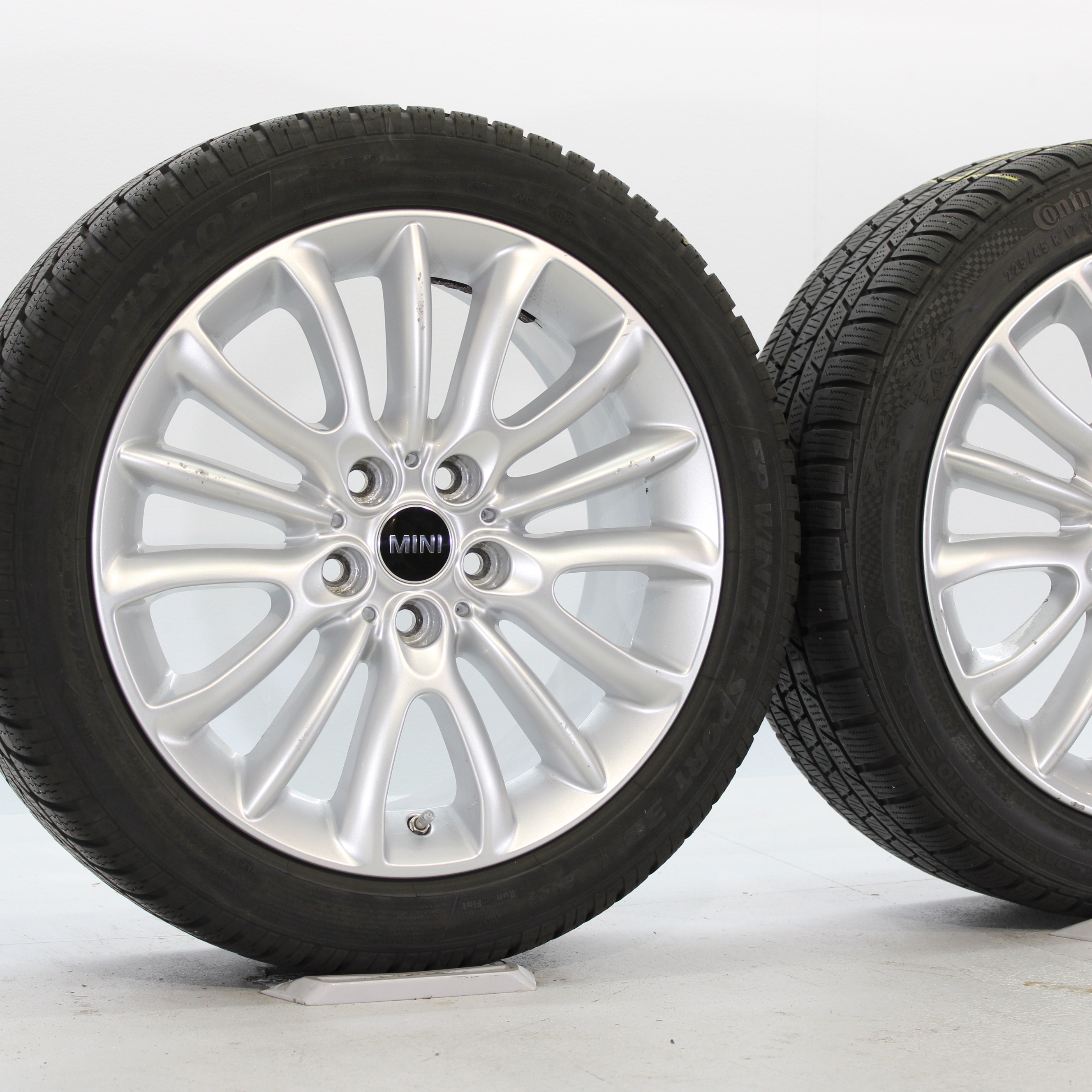 MINI Clubman F54 Winterräder 17 Zoll Styling 519 Net Spoke