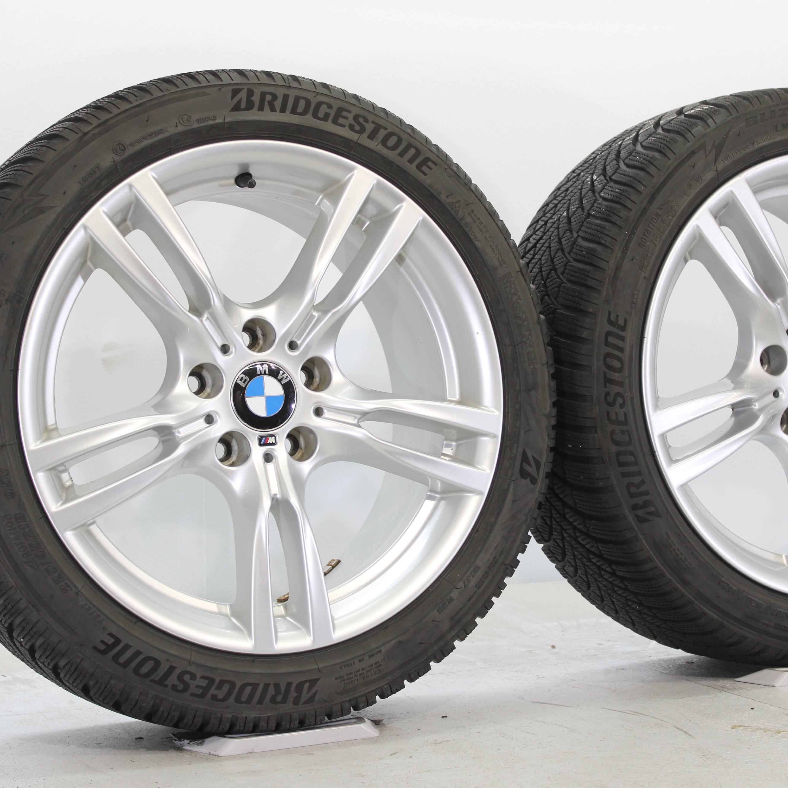 BMW 3er F30 F31 4er F32 F33 F36 Winterräder 18 Zoll Styling M400 M-Doppelspeiche