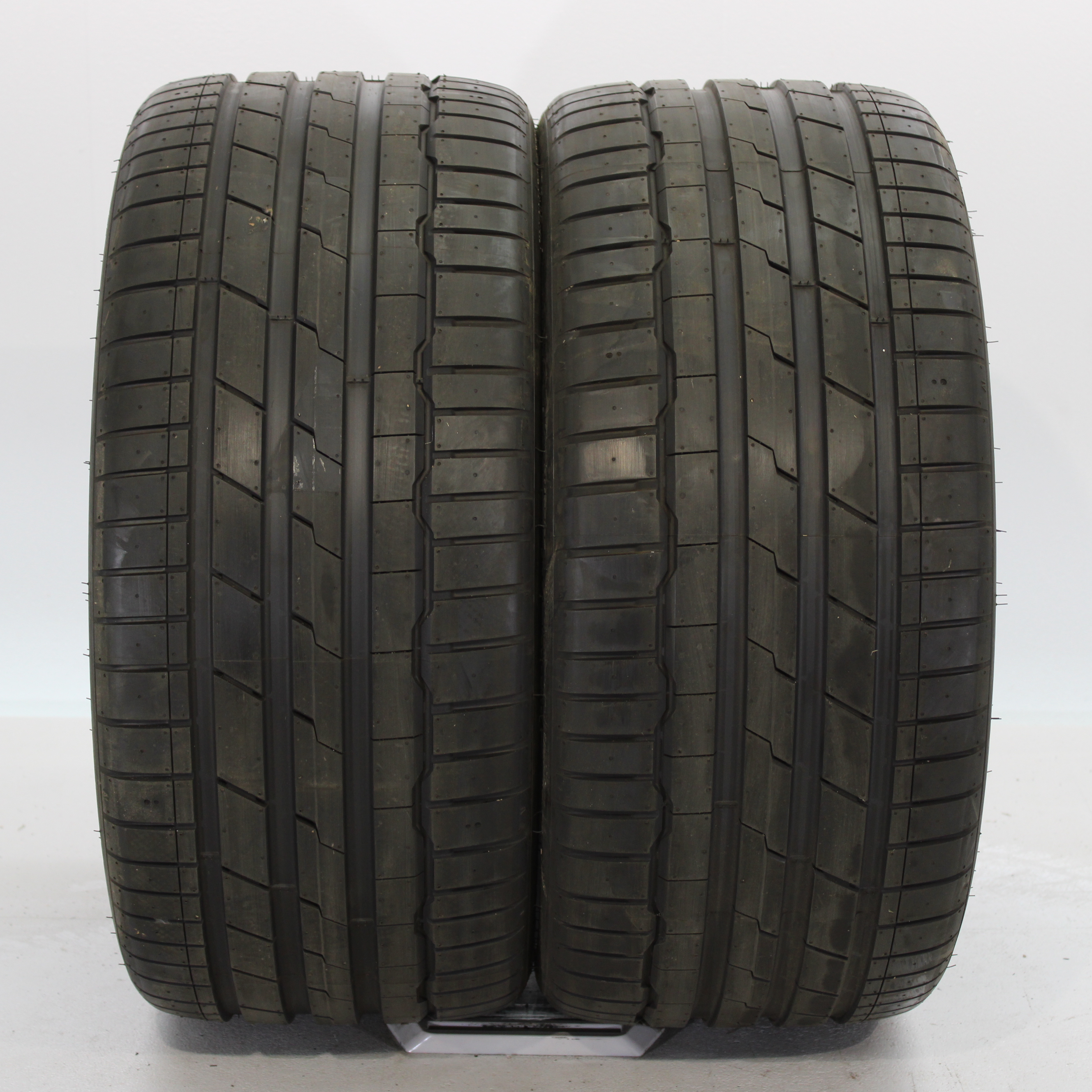 2x Sommerreifen Hankook Ventus S1 evo3 275/30 R21 98Y DOT21/20 Neu
