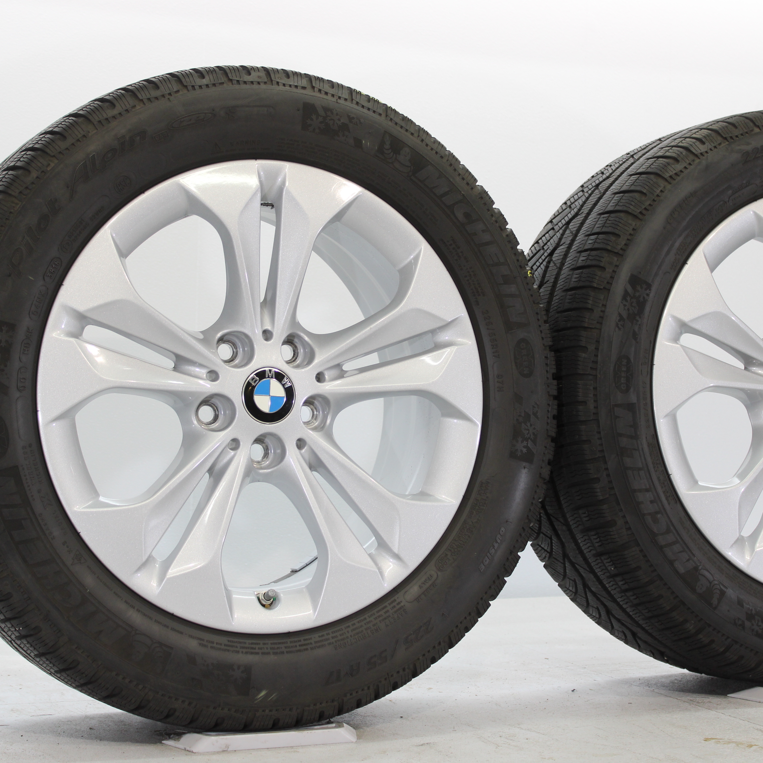 BMW X1 F48 X2 F39 Winterräder 17 Zoll Styling 564 Doppelspeiche