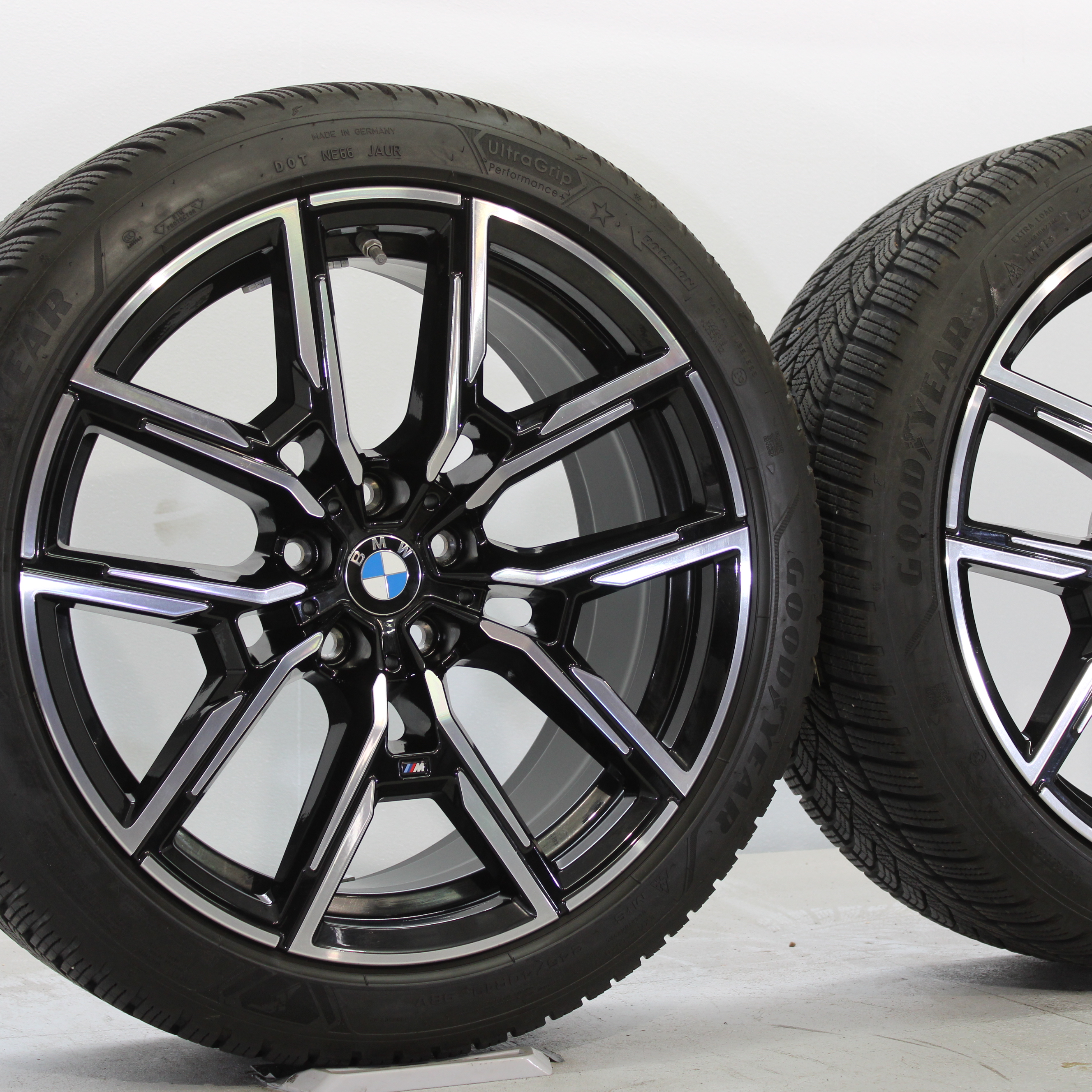 BMW 4er G26 i4 G26 Winterräder 19 Zoll Styling M859 M-Y-Speiche