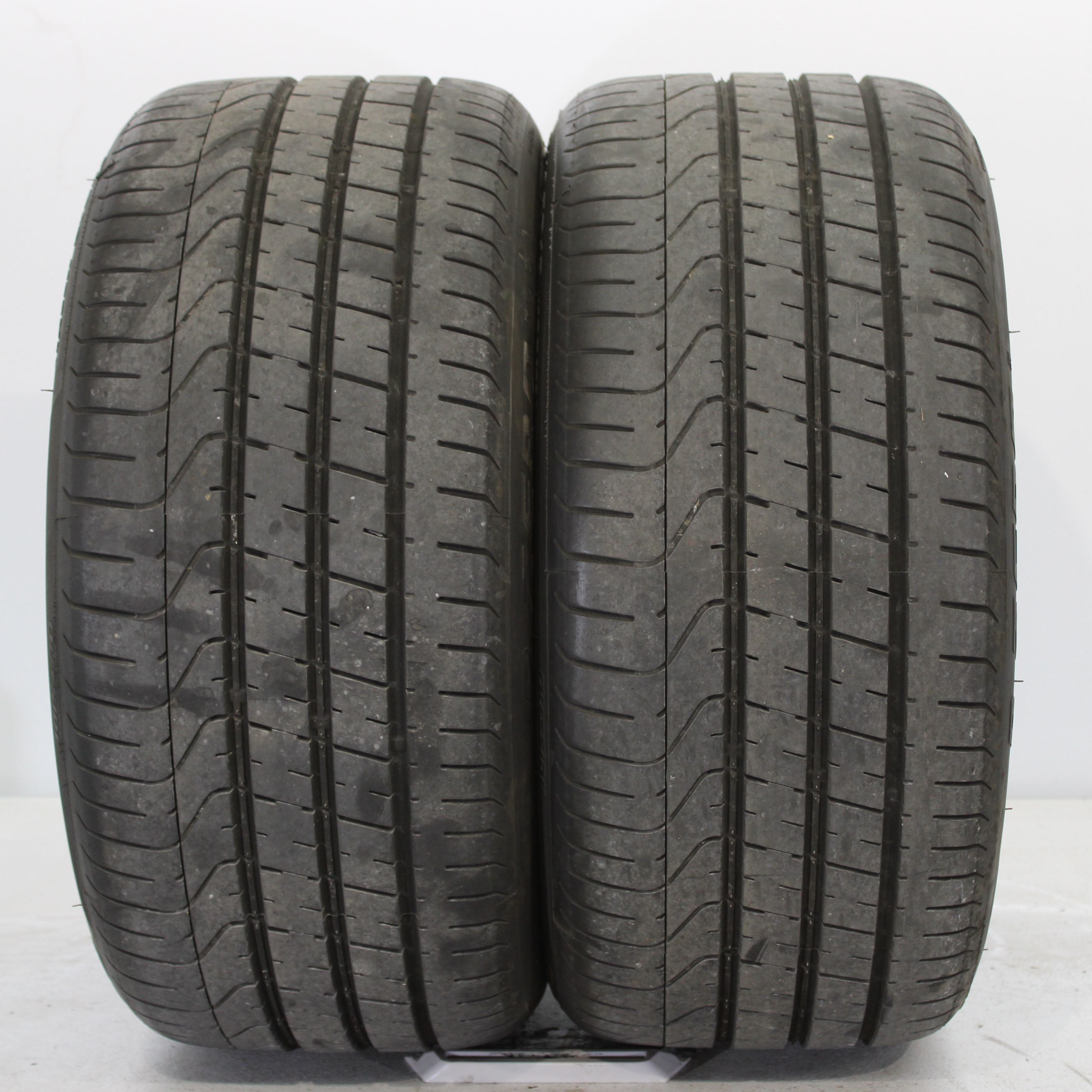 2x Sommerreifen Pirelli P ZERO 285/40 R19 103Y DOT3815 6,5mm