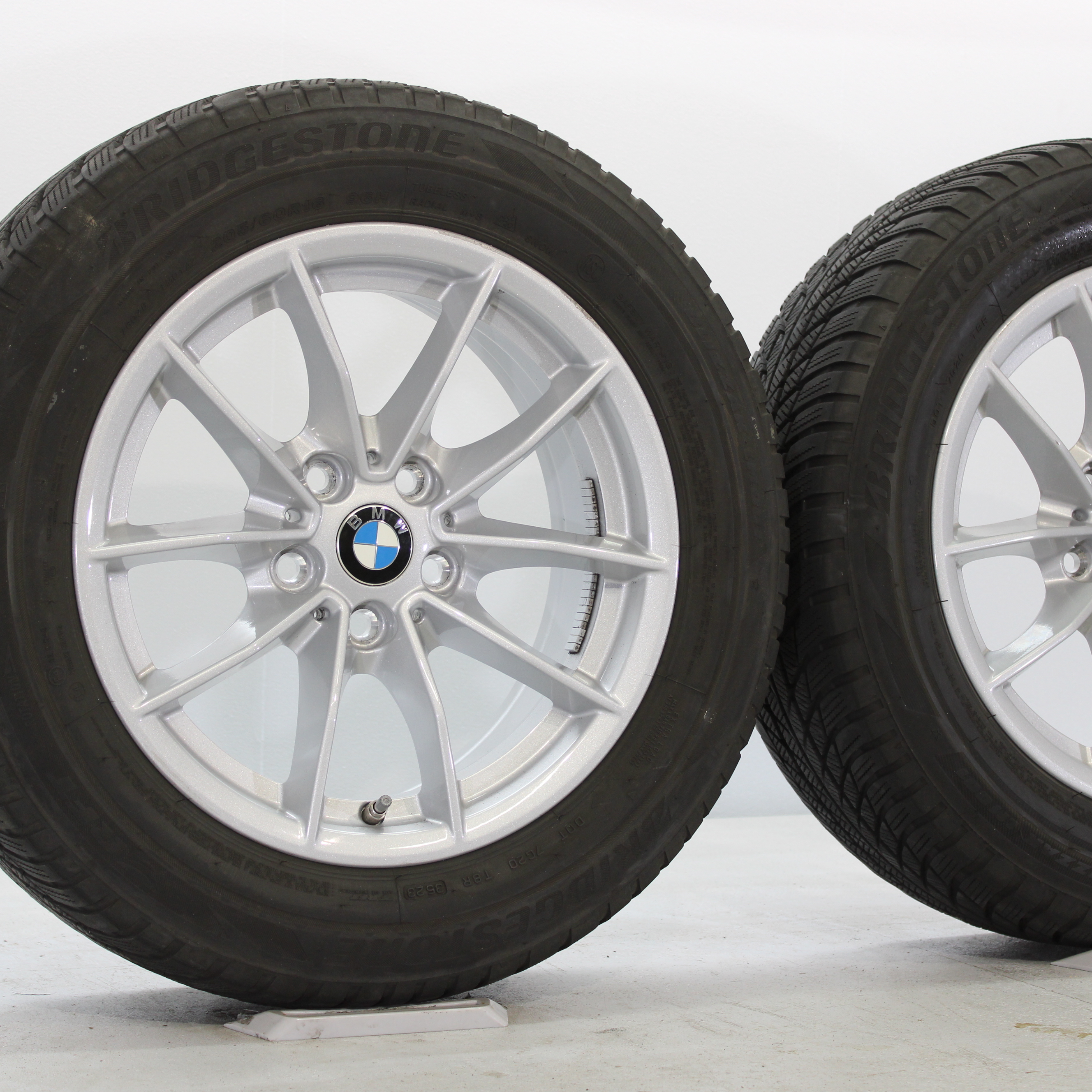 BMW 3er G20 G21 Winterräder 16 Zoll Styling 774 V-Speiche
