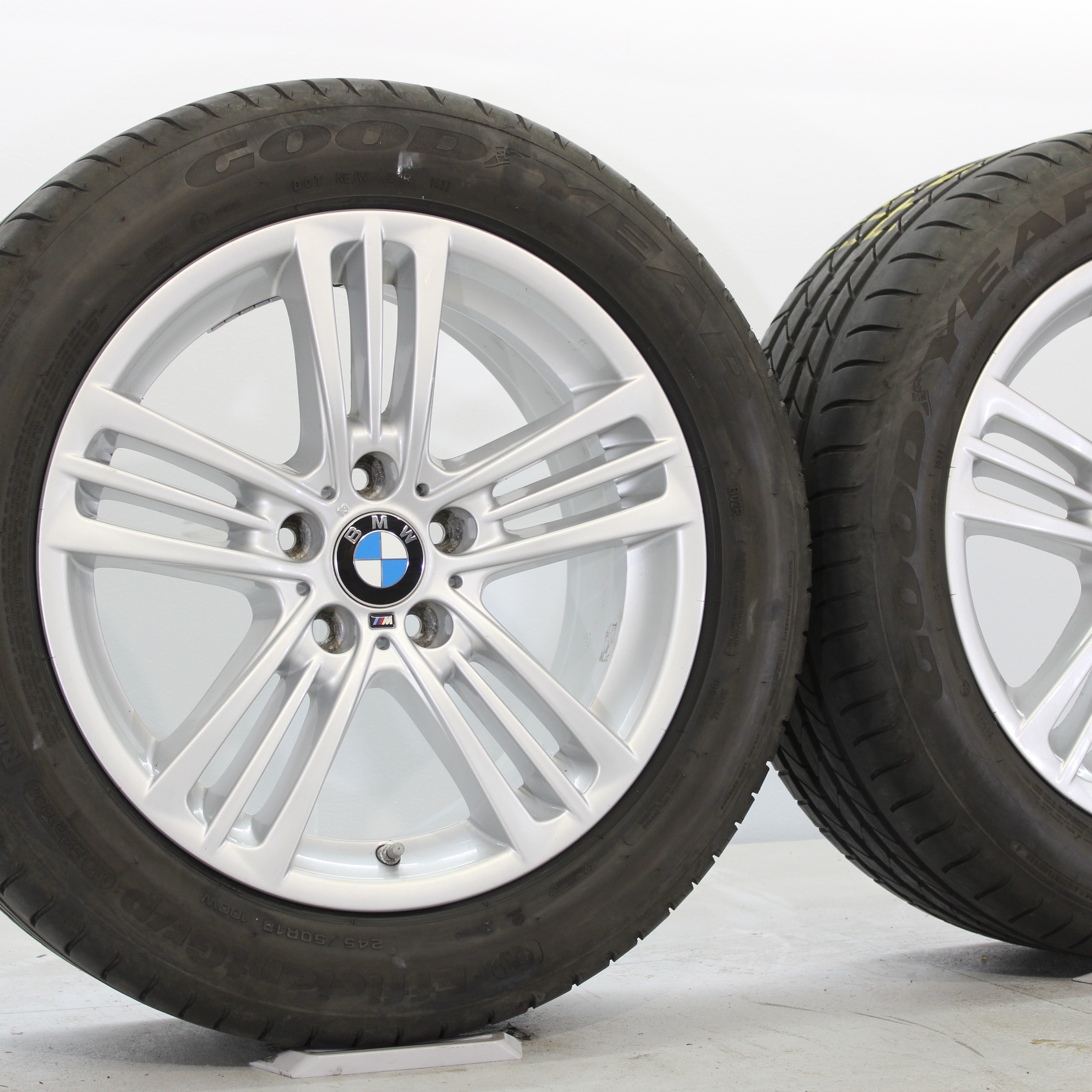 BMW X3 F25 X4 F26 Sommerräder 18 Zoll Styling M368 M-Sternspeiche
