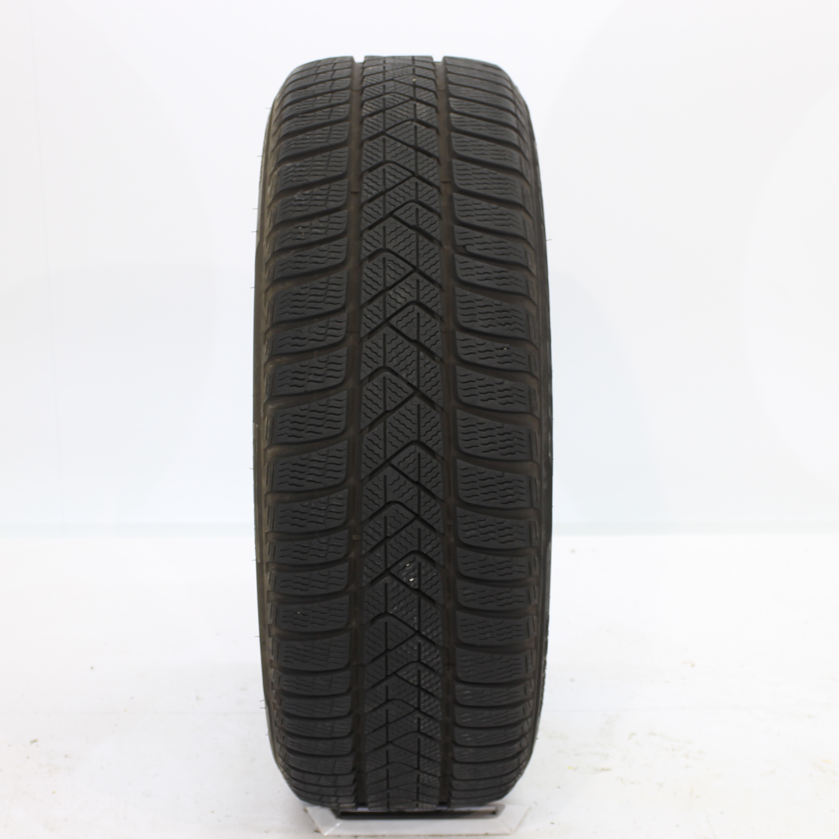 1x Winterreifen Pirelli Sottozero 3 225/50 R18 95H DOT3321 6,5mm