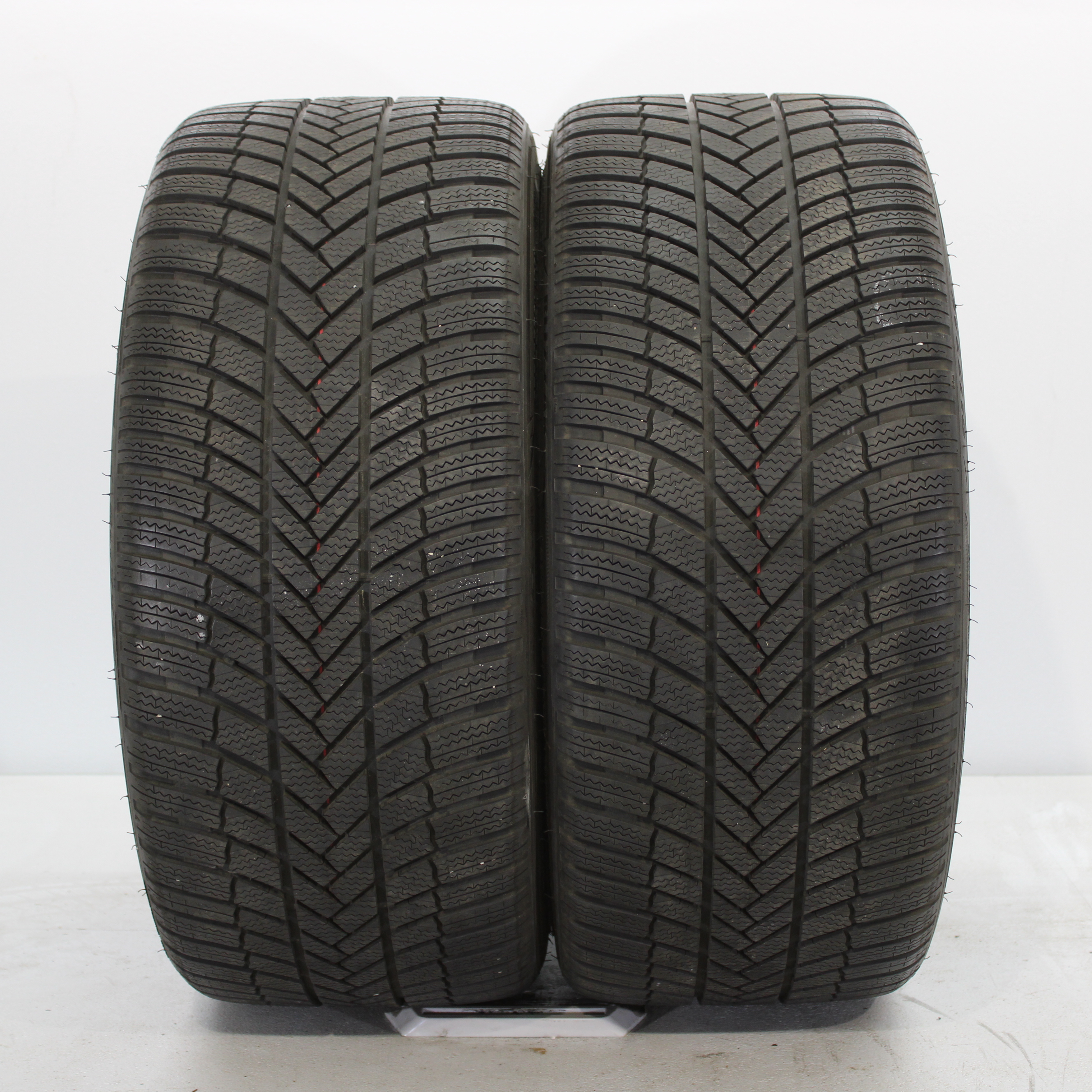 2x Winterreifen Bridgestone Blizzak LM005 275/35 R21 103V DOT23 6,5mm