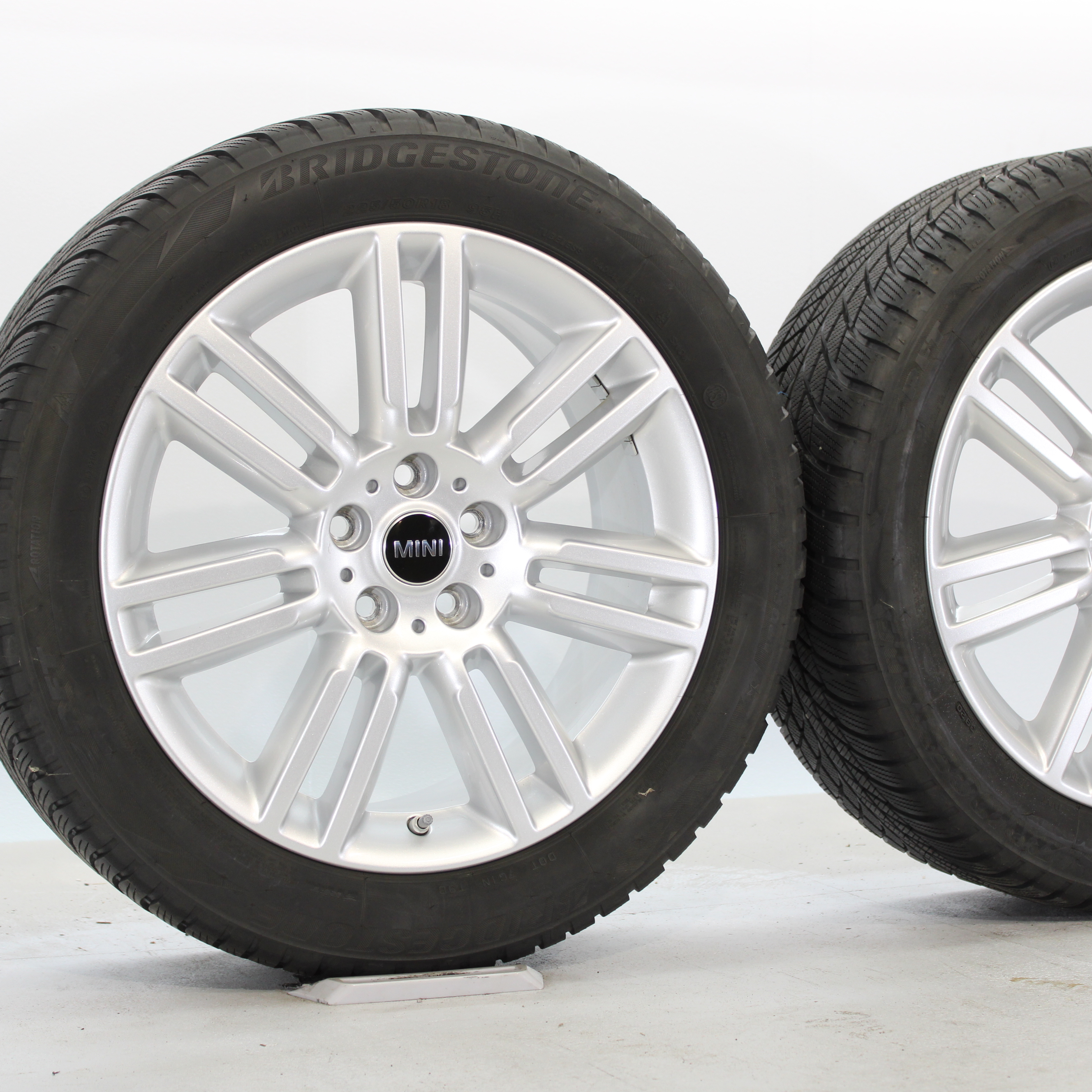 Original 18 Zoll MINI Countryman F60 Winterräder Styling 532 Pair Spoke 532