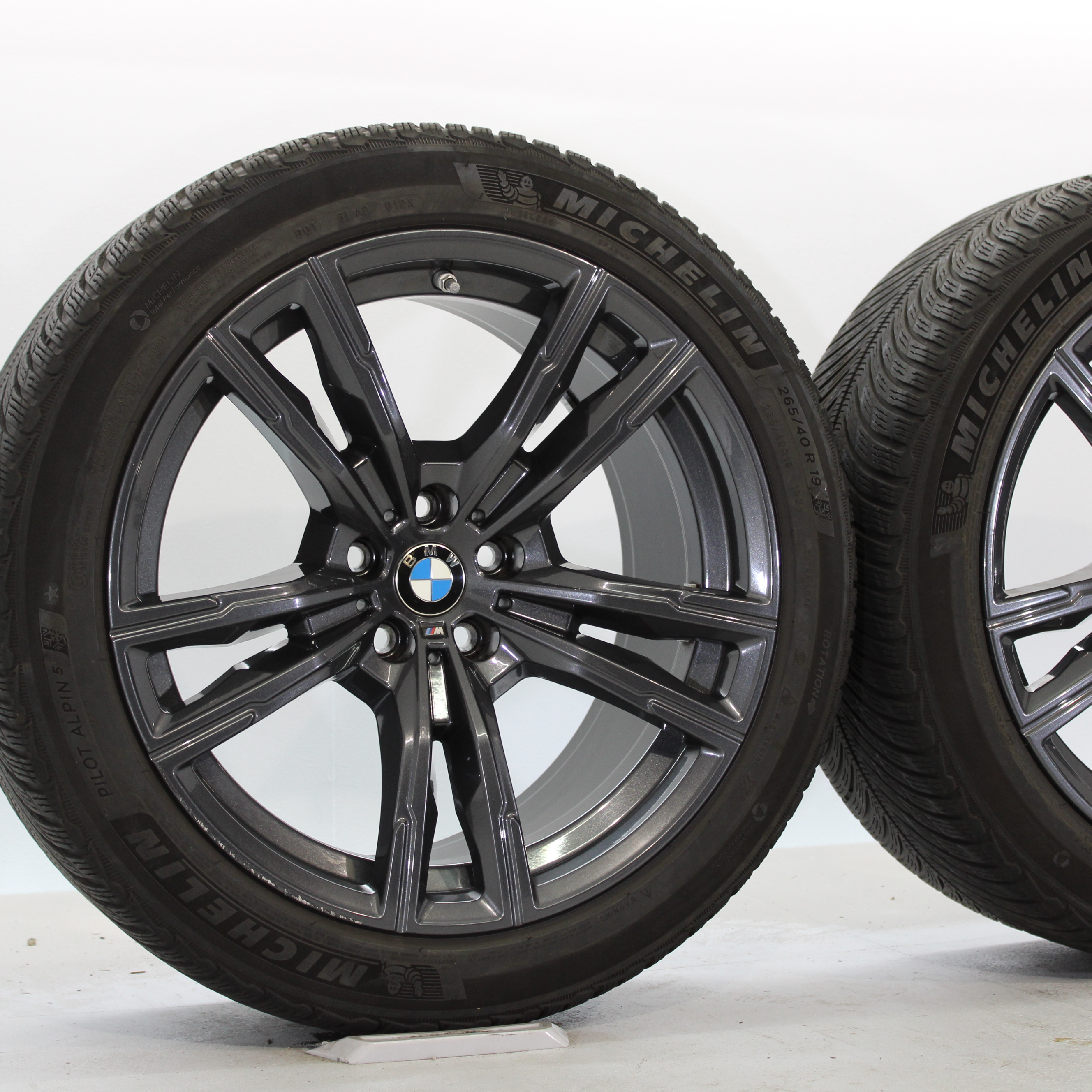 BMW M8 F91 F92 F93 Winterräder 19 Zoll Styling M812 M-Doppelspeiche