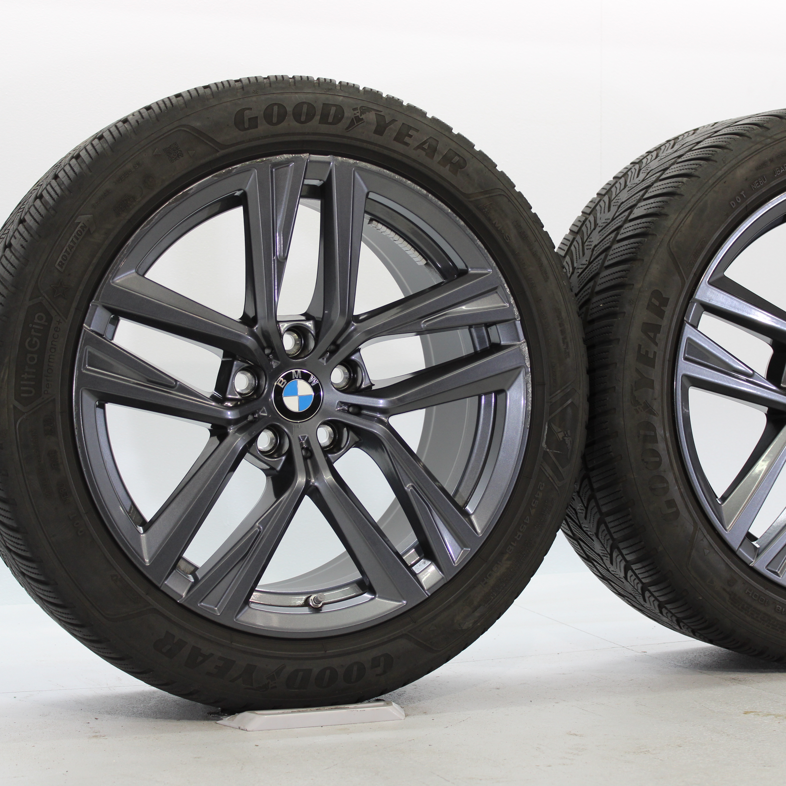 BMW 4er G26 i4 G26 Winterräder 18 Zoll Styling 853 Doppelspeiche