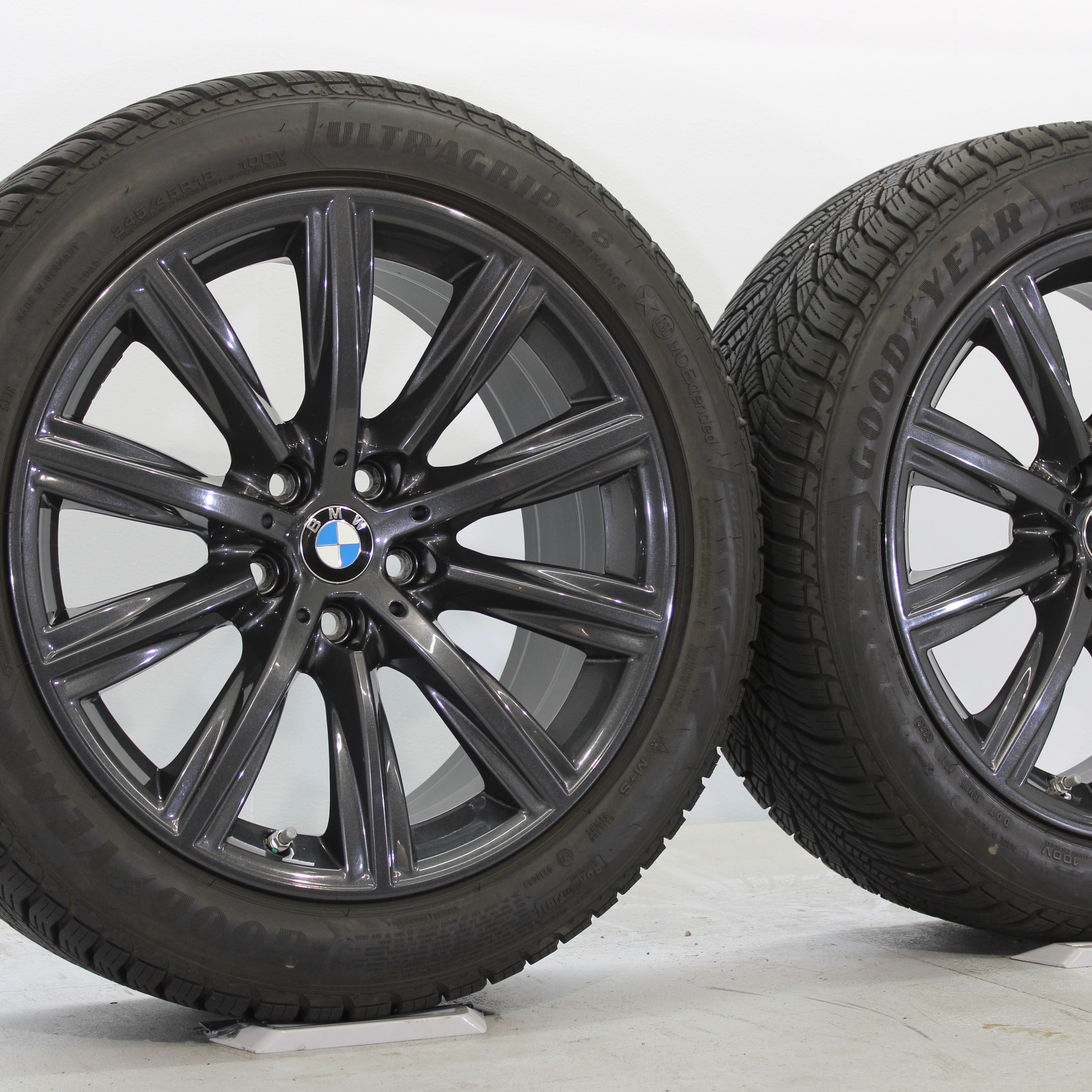 BMW 5er G30 G31 Winterräder 18 Zoll Styling 684 V-Speiche