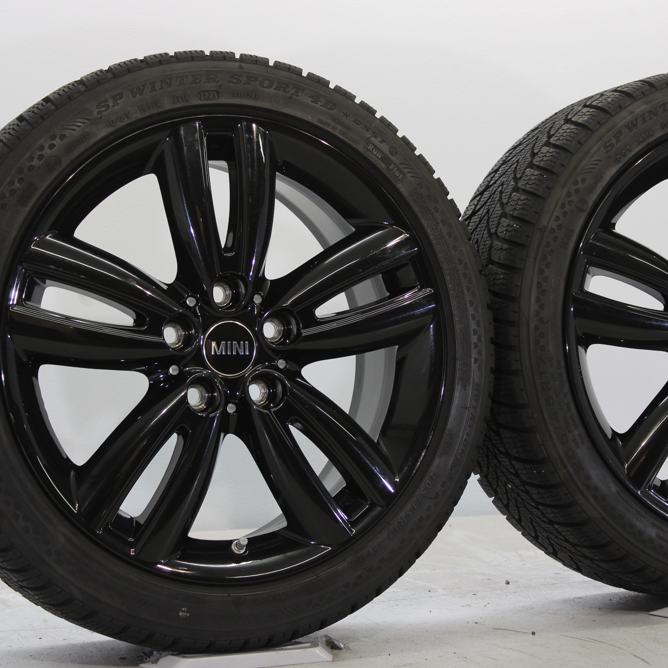 MINI F55 F56 F57 Winterräder 17 Zoll Styling 562 Track Spoke