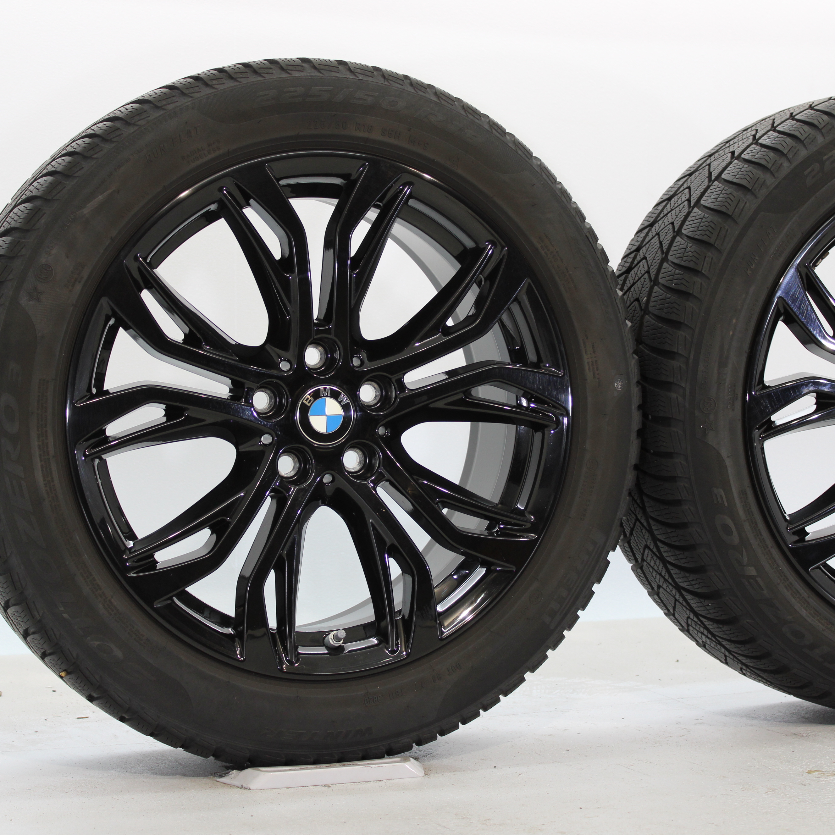 BMW X1 F48 X2 F39 Winterräder 18 Zoll Styling 566 Y-Speiche