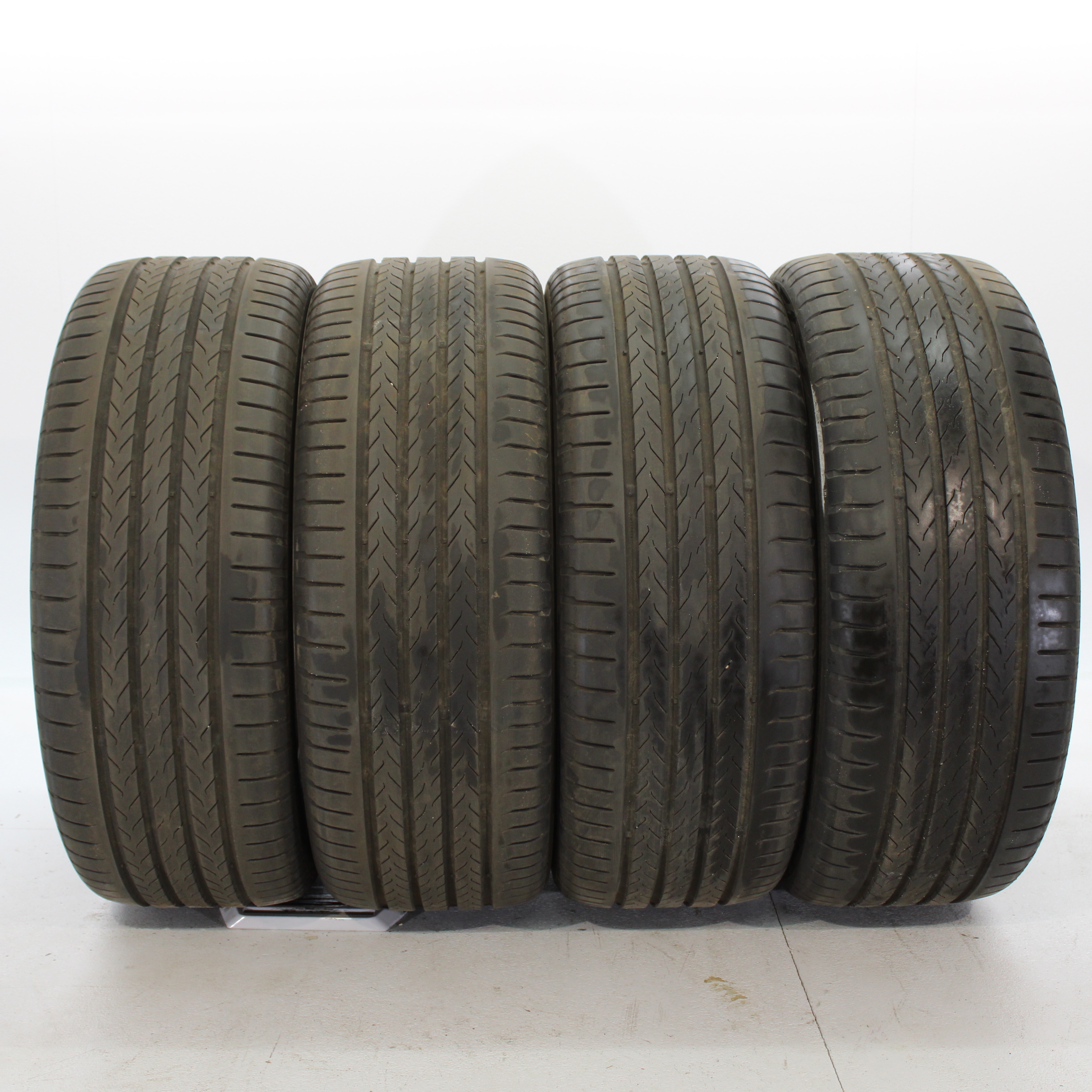 4x Sommerreifen Continental EcoContact 6Q 225/55 R18 102Y DOT22 5,5-6mm
