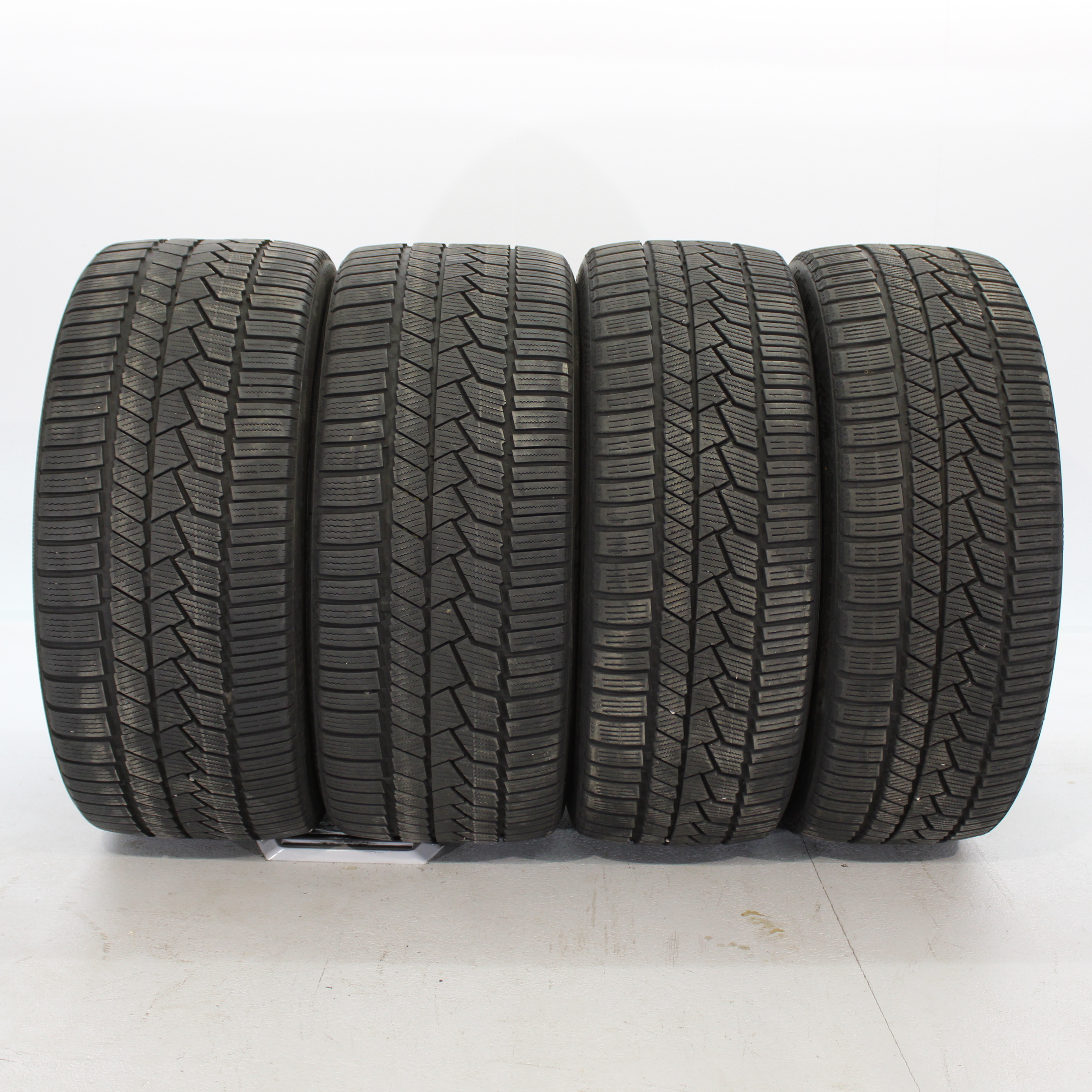 4x Winterreifen Continental WinterContact TS860S SSR 225/40 R19 93H 255/35 R19 96H DOT20/21 5,5-6mm