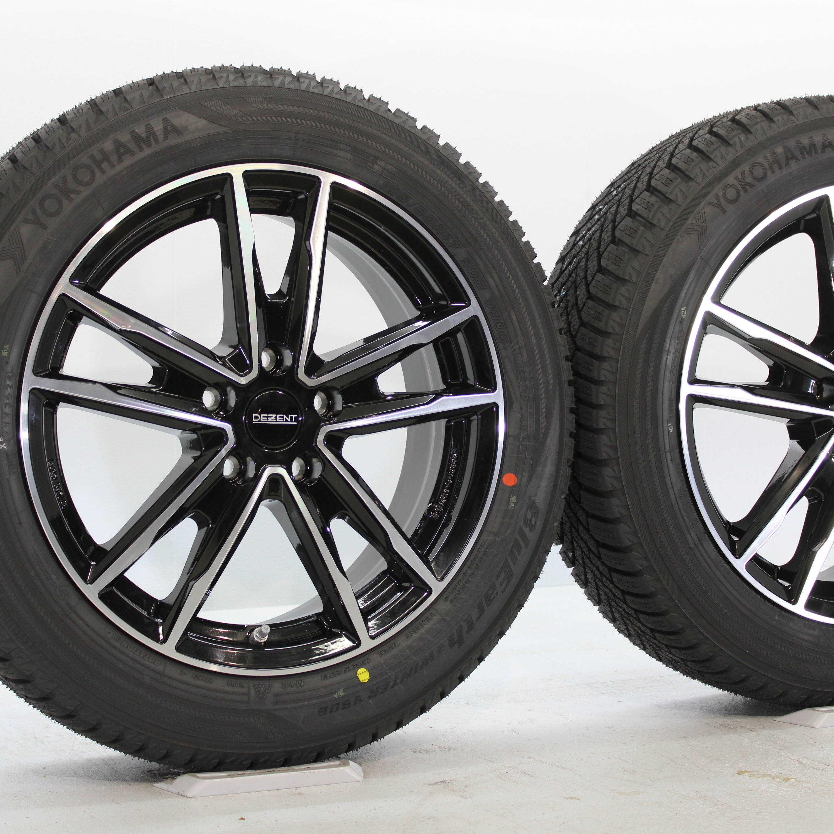BMW 1er F70 Winterräder 17 Zoll auf Alufelgen Dezent KF Black/polished