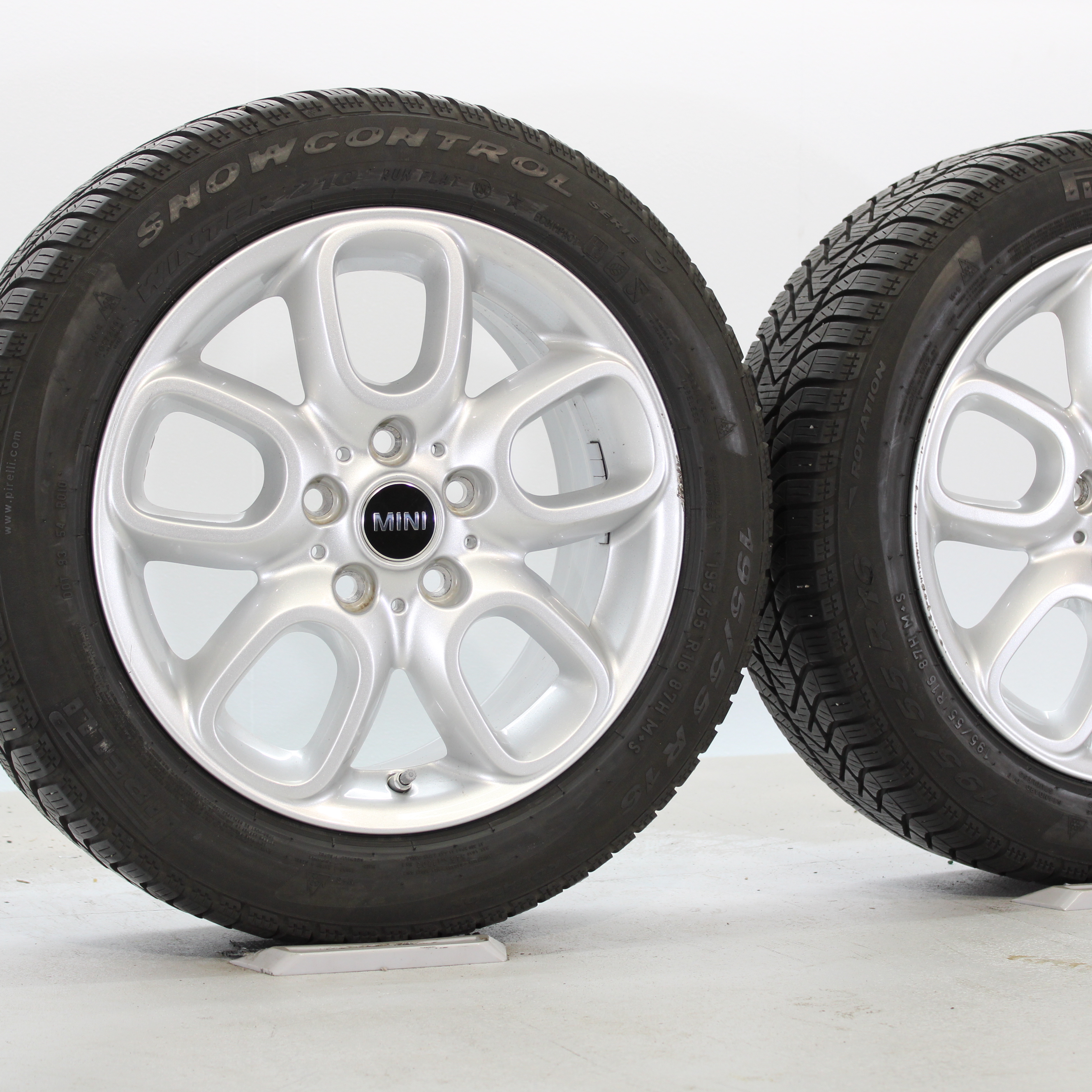 MINI F55 F56 F57 Winterräder 16 Zoll Styling 494 Loop Spoke