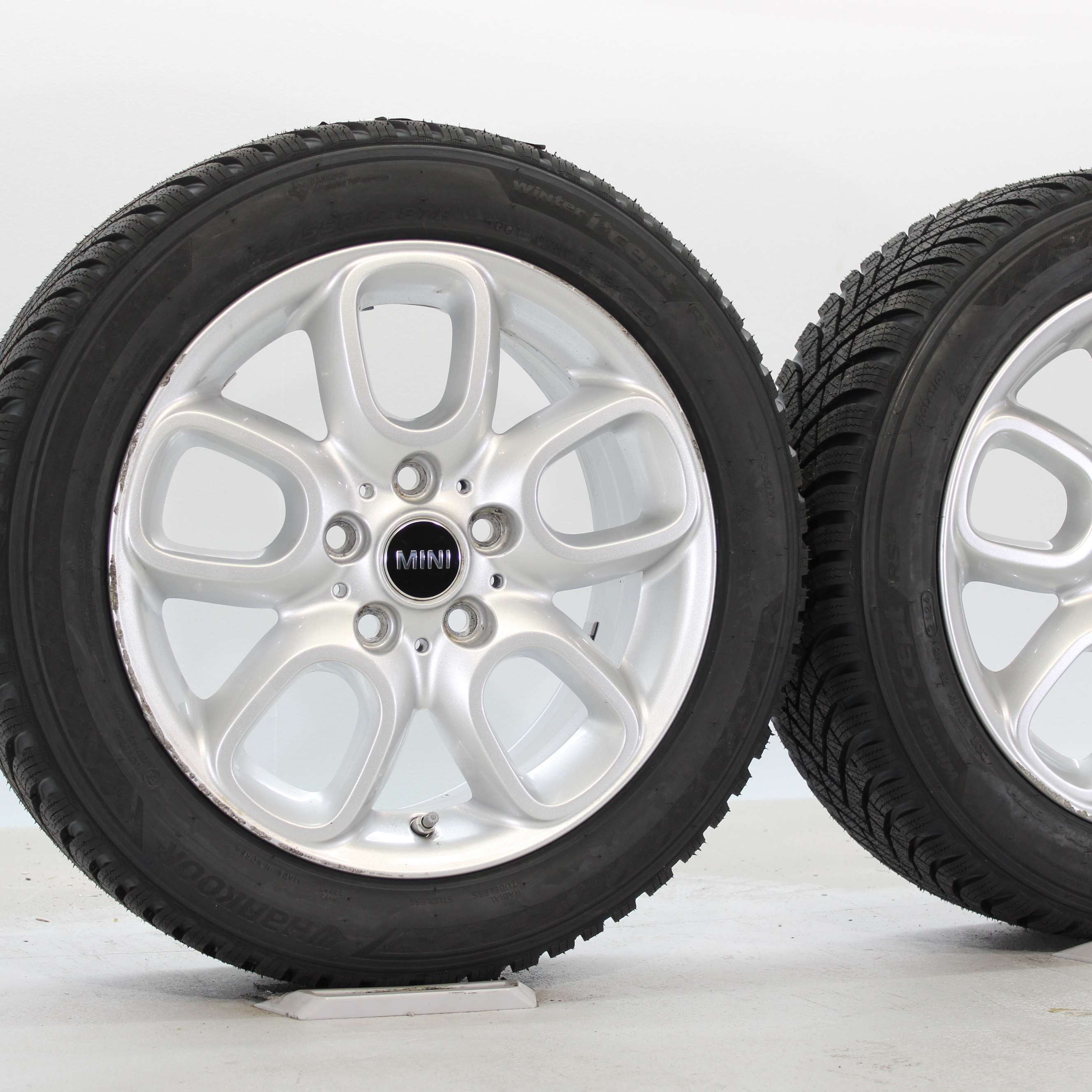 MINI F55 F56 F57 Winterräder 16 Zoll Styling 494 Loop Spoke