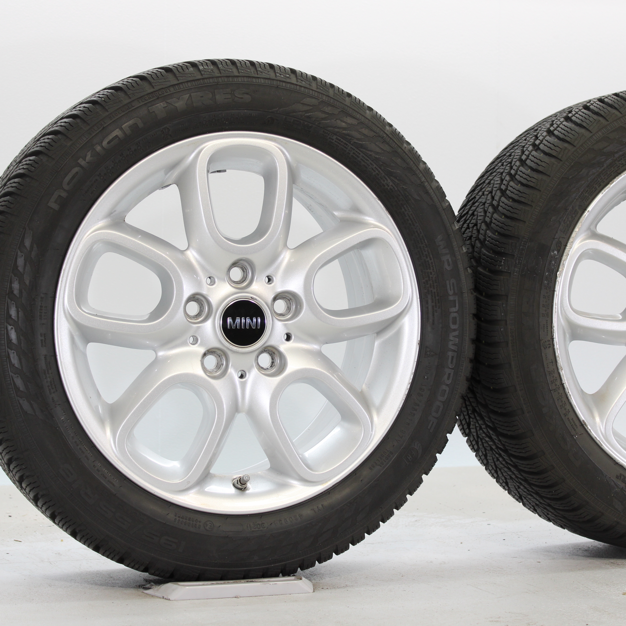 MINI F55 F56 F57 Winterräder 16 Zoll Styling 494 Loop Spoke