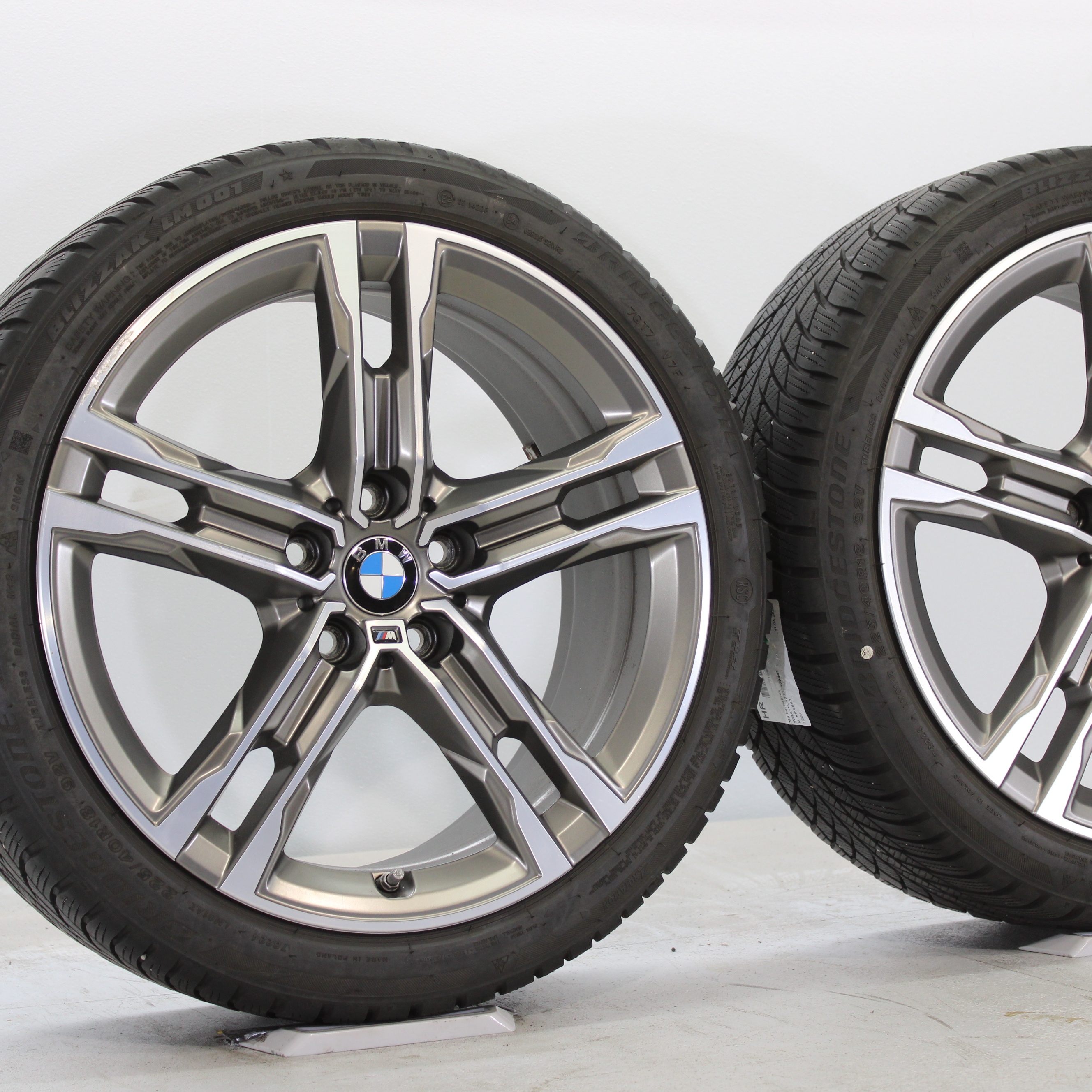 BMW 1er F40 2er F44 Winterräder 18 Zoll Styling M556 M-Doppelspeiche