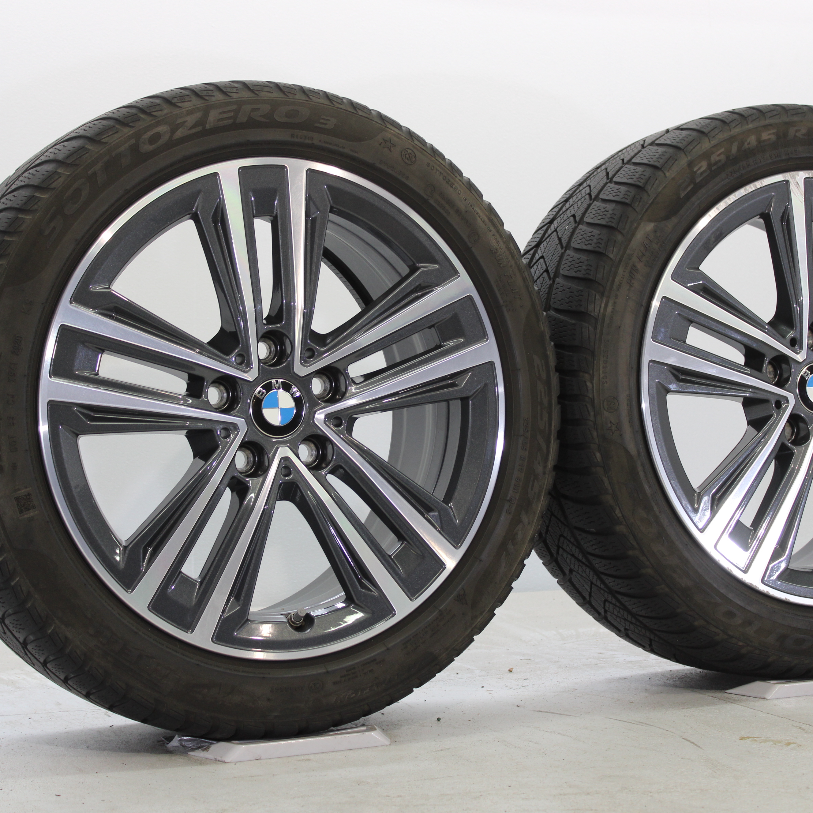 BMW 1er F40 2er F44 Winterräder 17 Zoll Styling Doppelspeiche 548