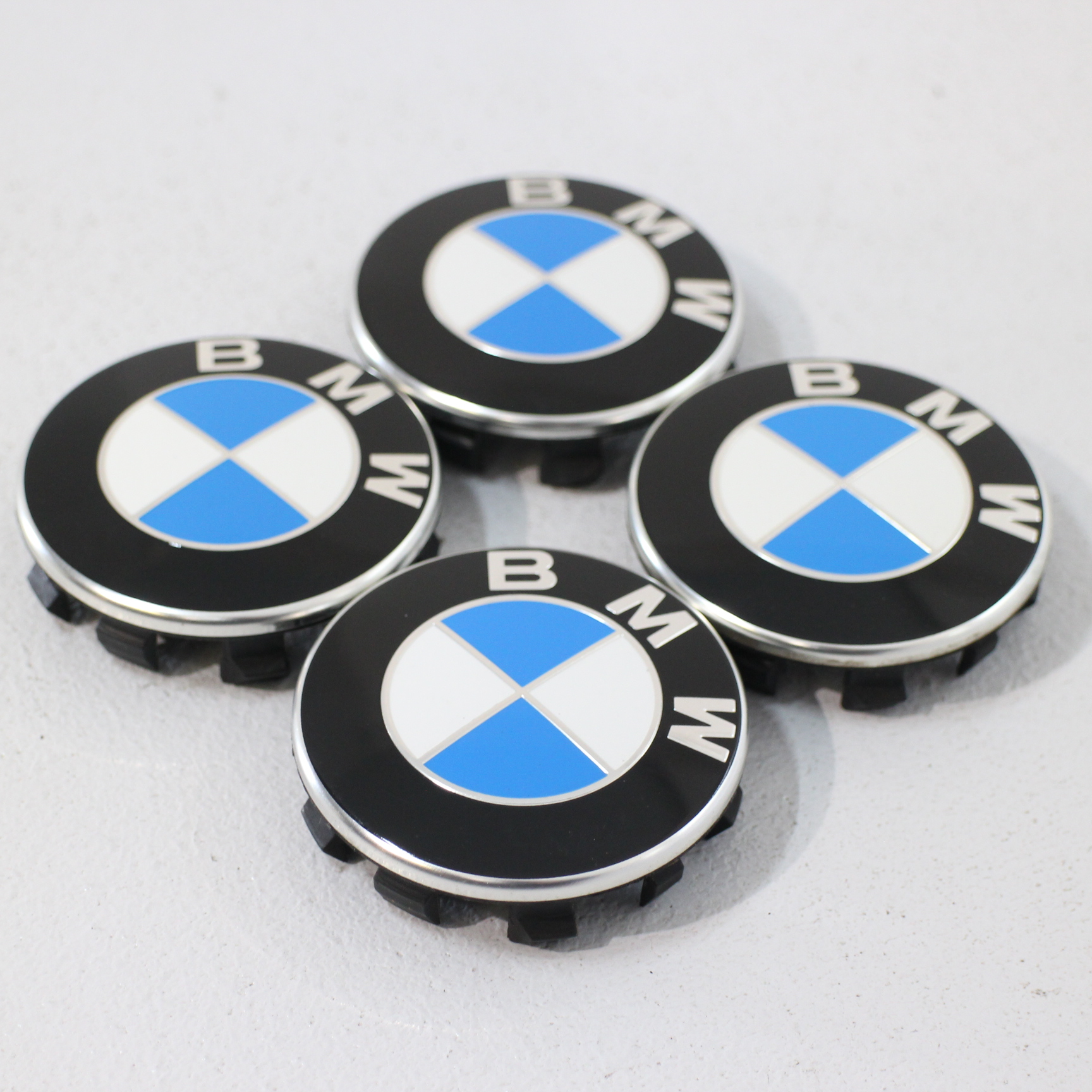 1 Satz original BMW Nabendeckel mit Chromrand 55mm
