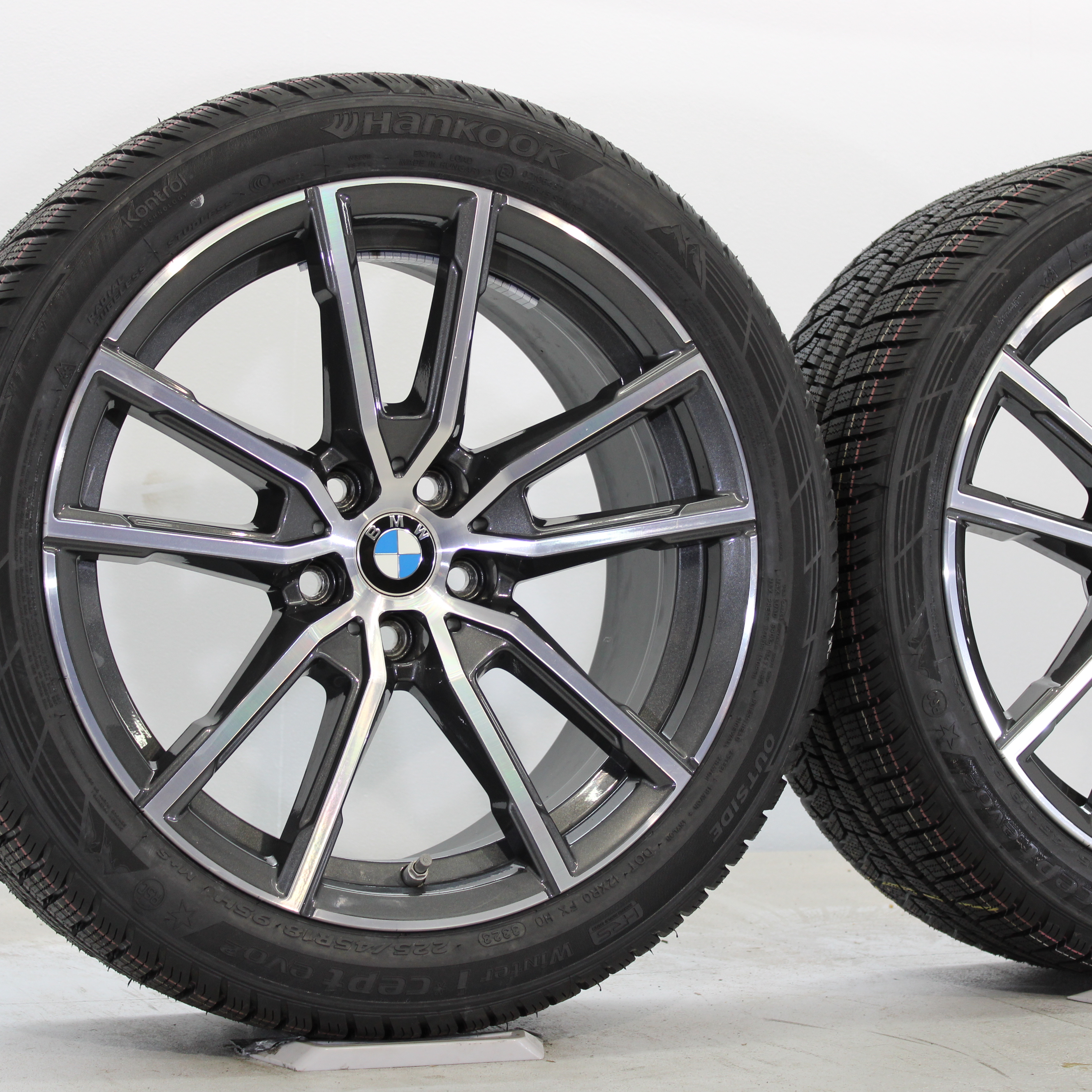 BMW 2er G42 3er G20 G21 4er G22 G23 Winterräder 18 Zoll Styling 780 V-Speiche