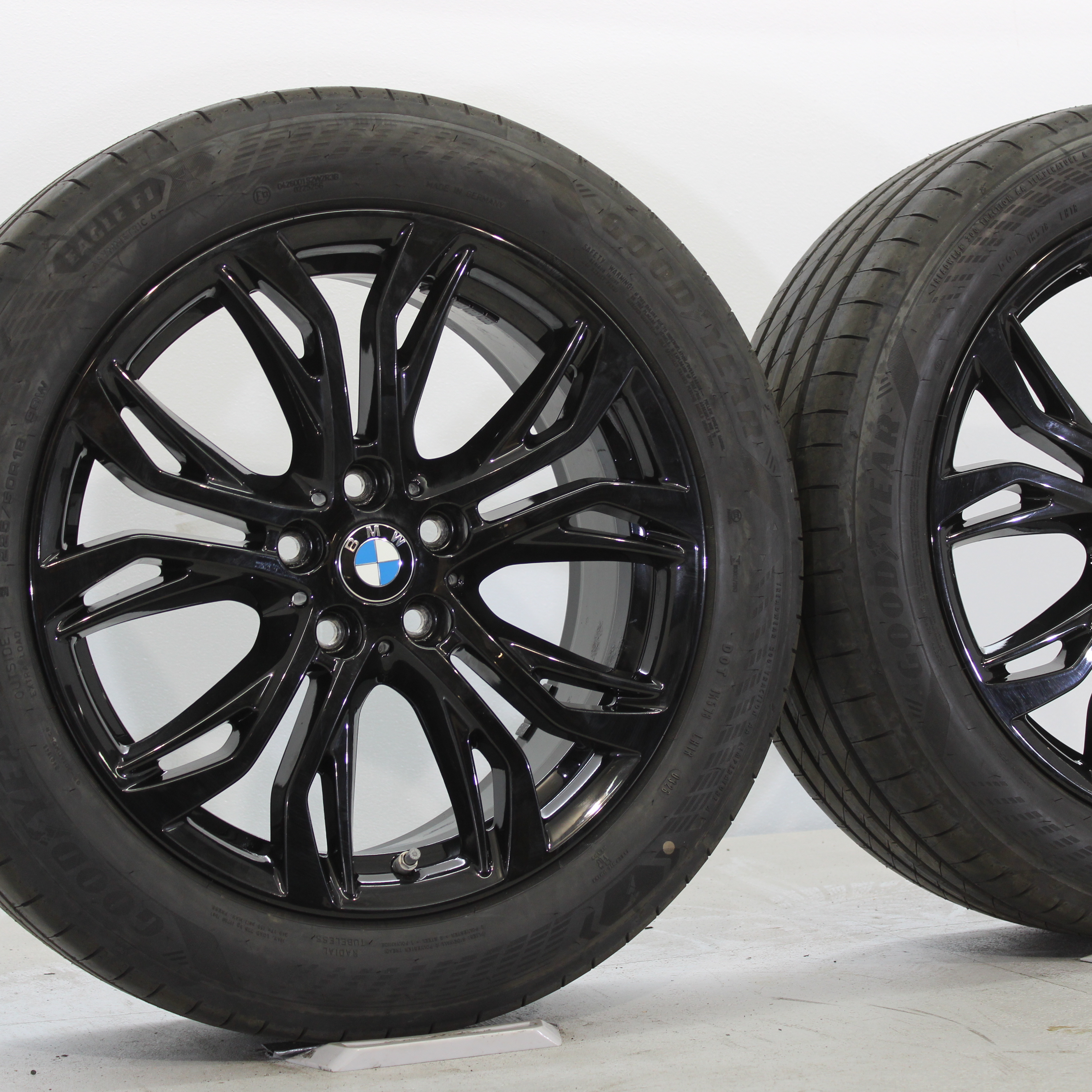 BMW X1 F48 X2 F39 Sommerräder 18 Zoll Styling 566 Y-Speiche