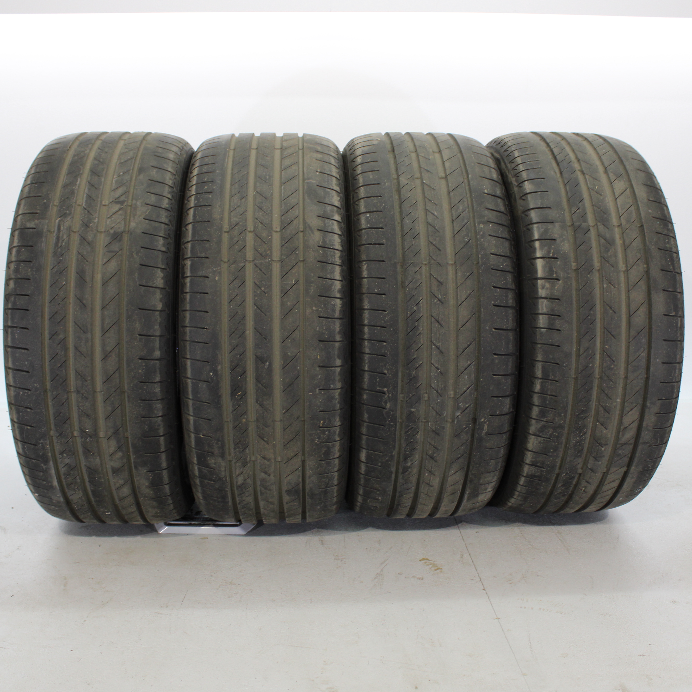 4x Sommerreifen Bridgestone Alenza B-Silent 275/40 R22 107Y DOT4823 +7mm